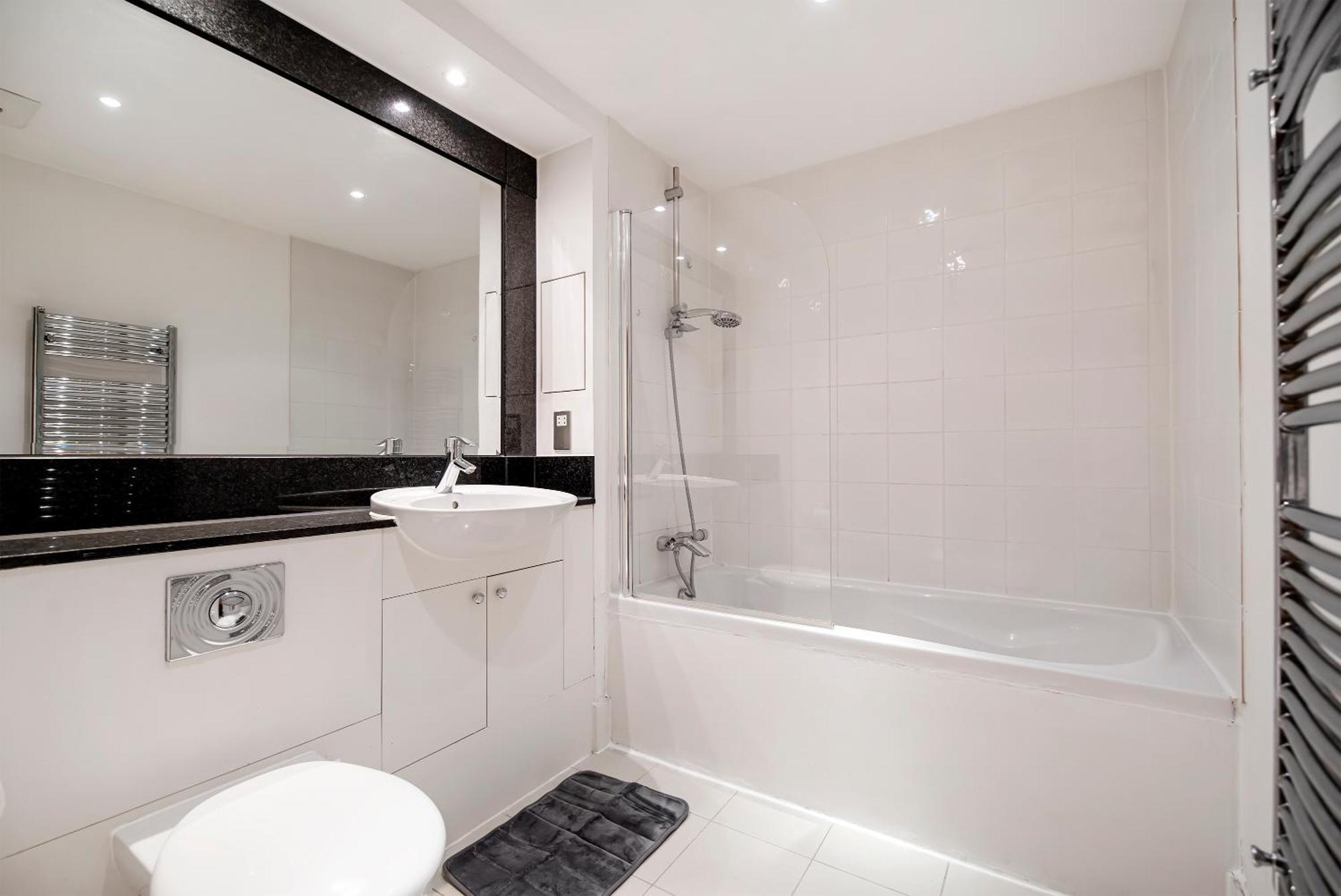 2 Bed With Large Terrace *