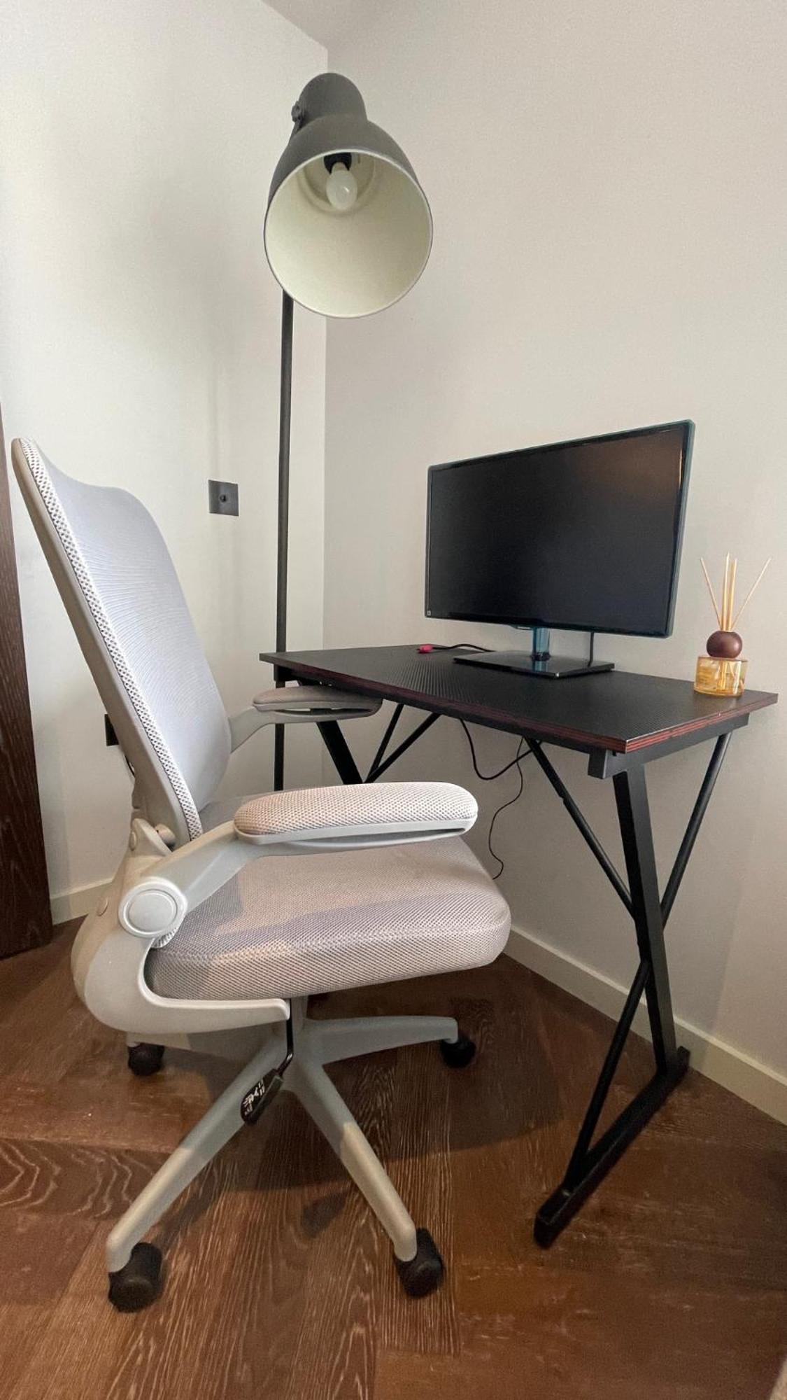 Appartement Luxury Steps From Battersea Power St And Close To Victoria & Chelsea *