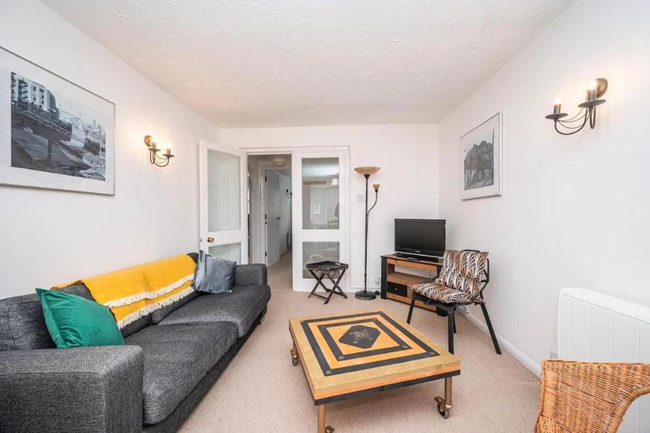 Cosy 2 Bedroom Flat Close To Tower Bridge With Free Parking Appartement Londen