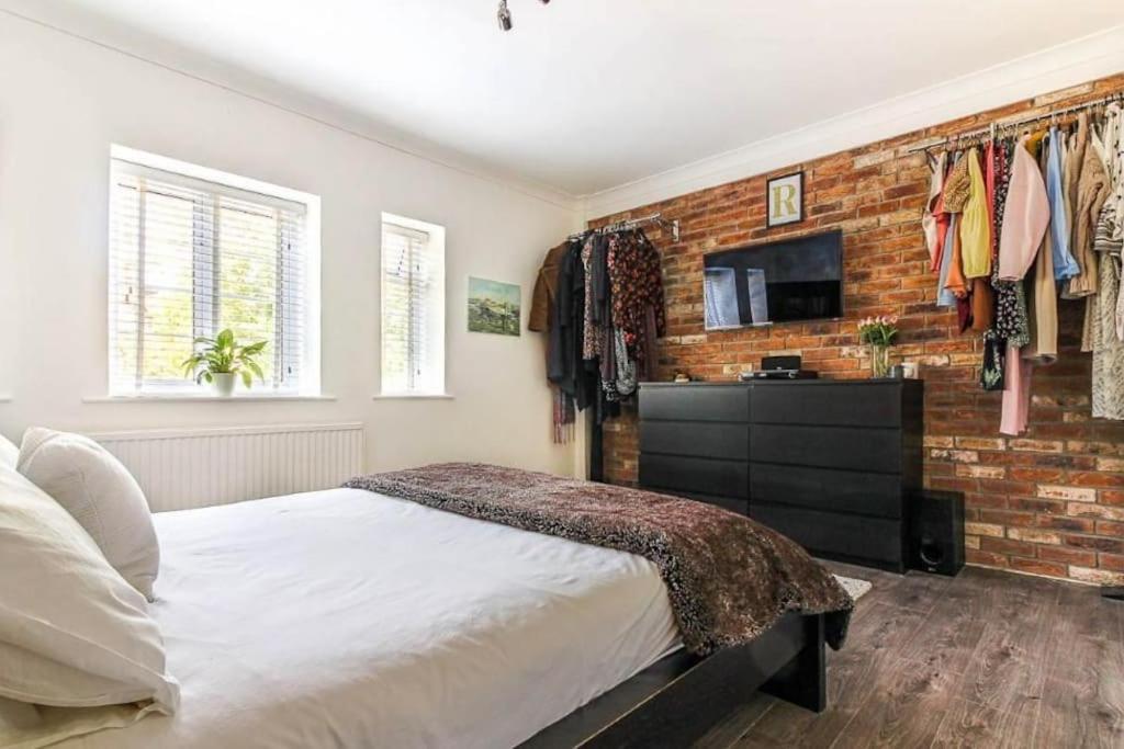 Appartement Spacious 2 Bedroom In *