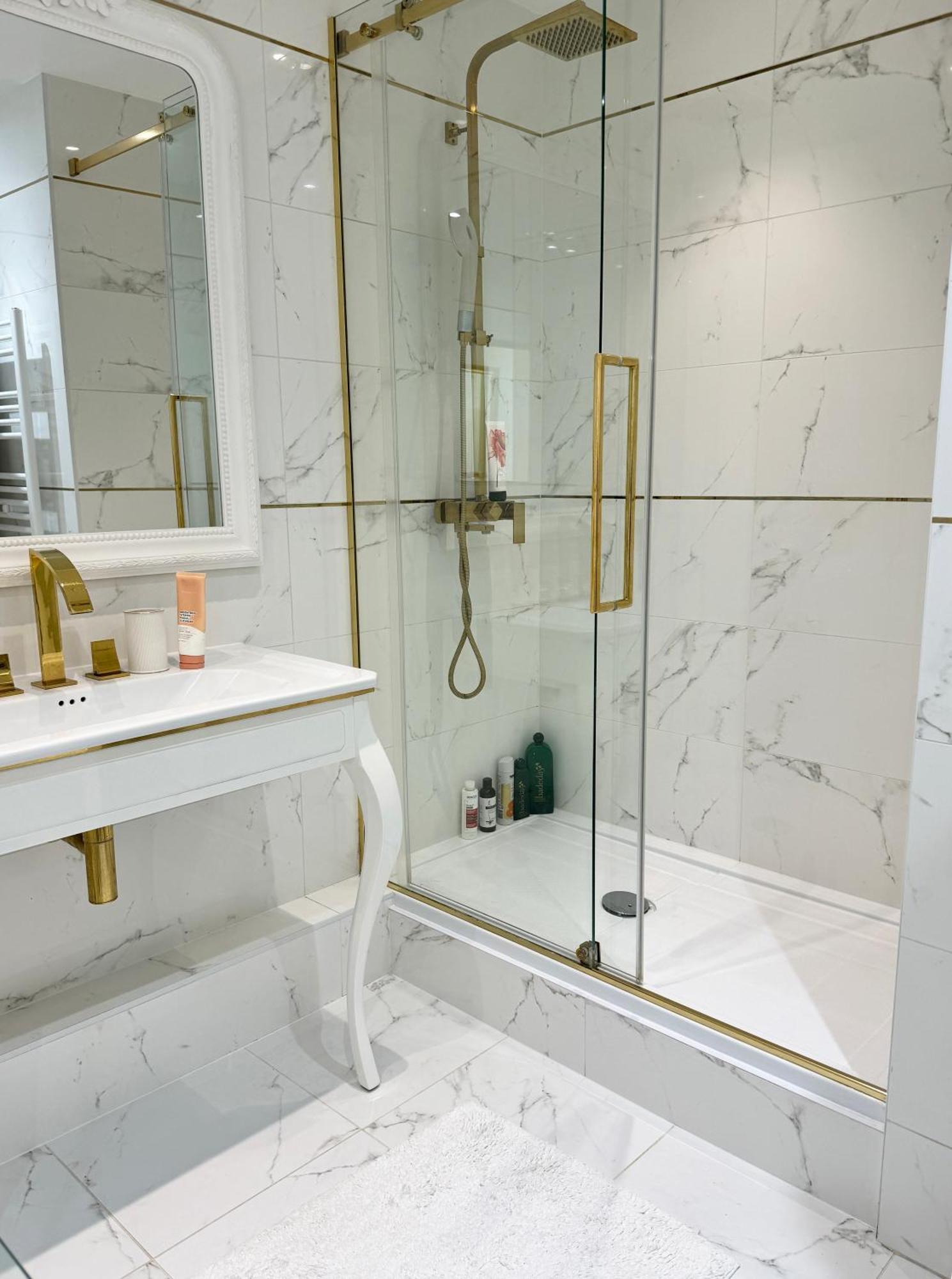 Fulham Lux * London
