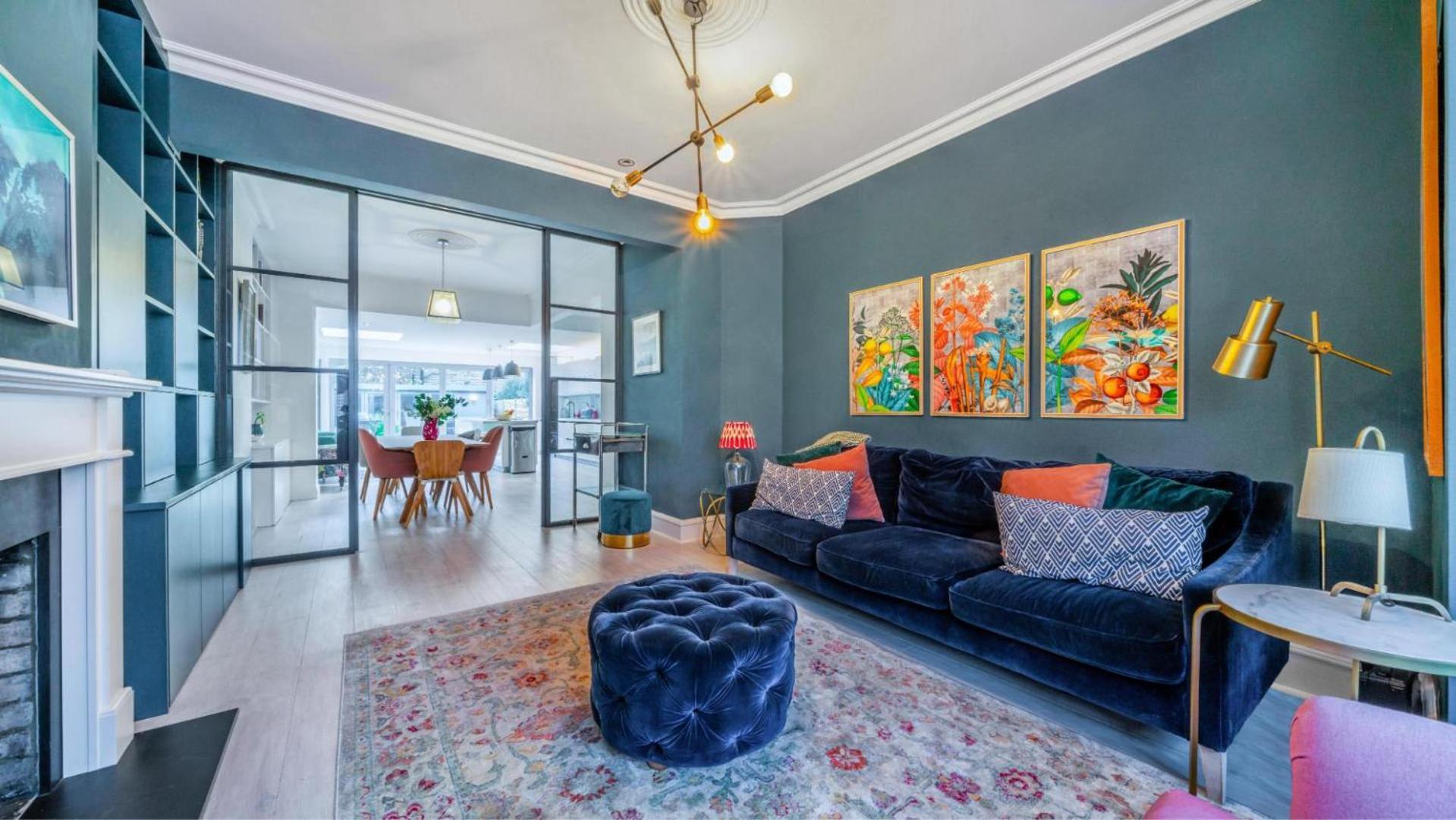 Hébergement de vacances Spacious 4br Retreat With Private Garden Zone 3 Londres