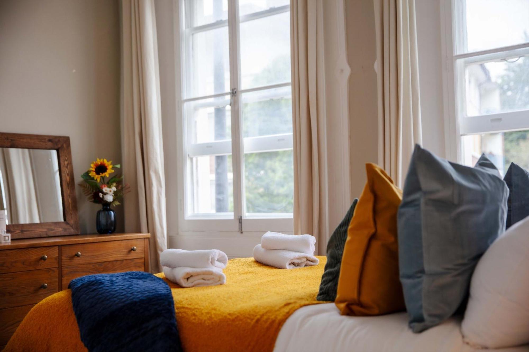 Wickes House Canary Wharf Bed and breakfast