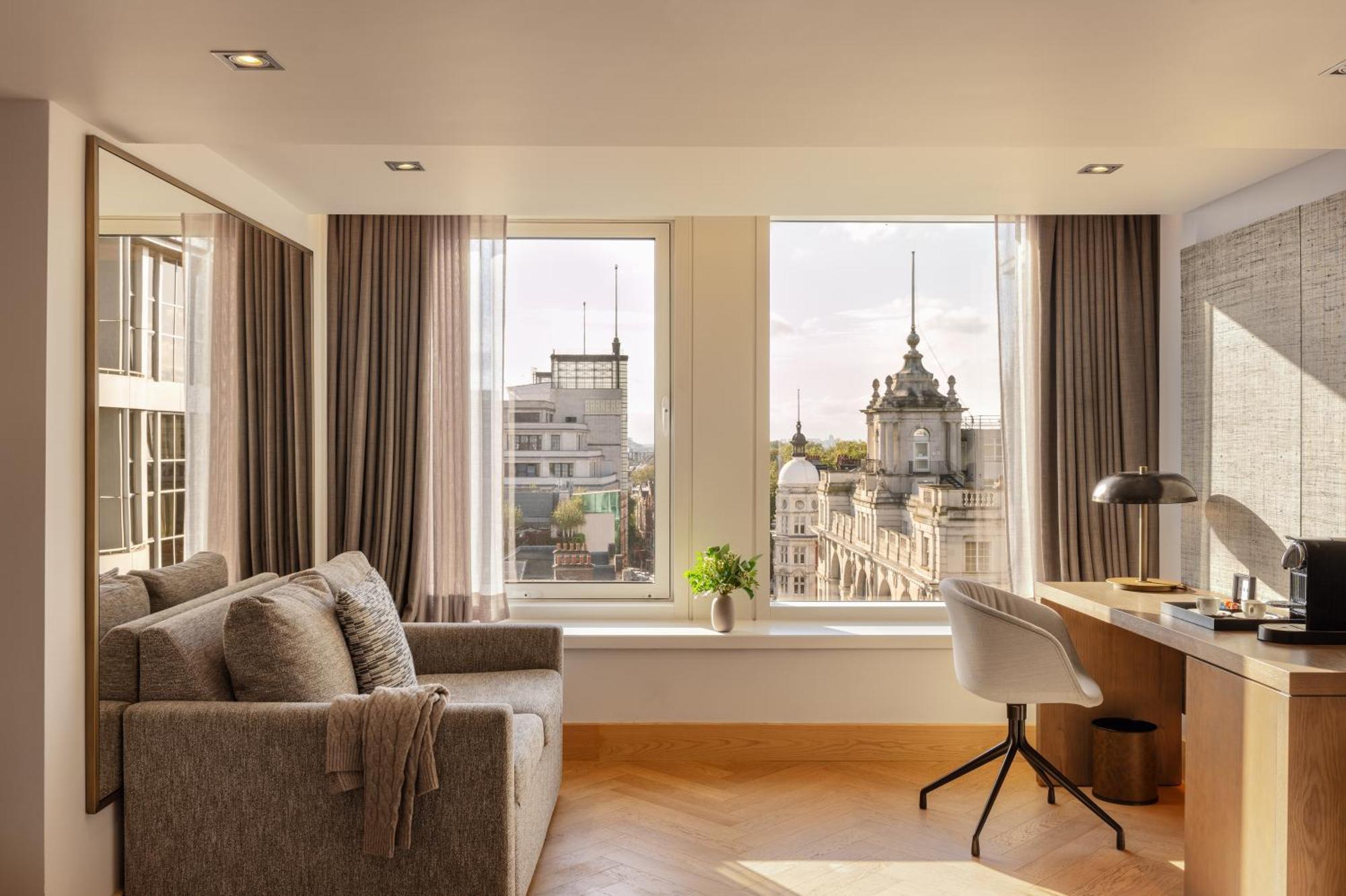 Hotel Royal Garden 5*