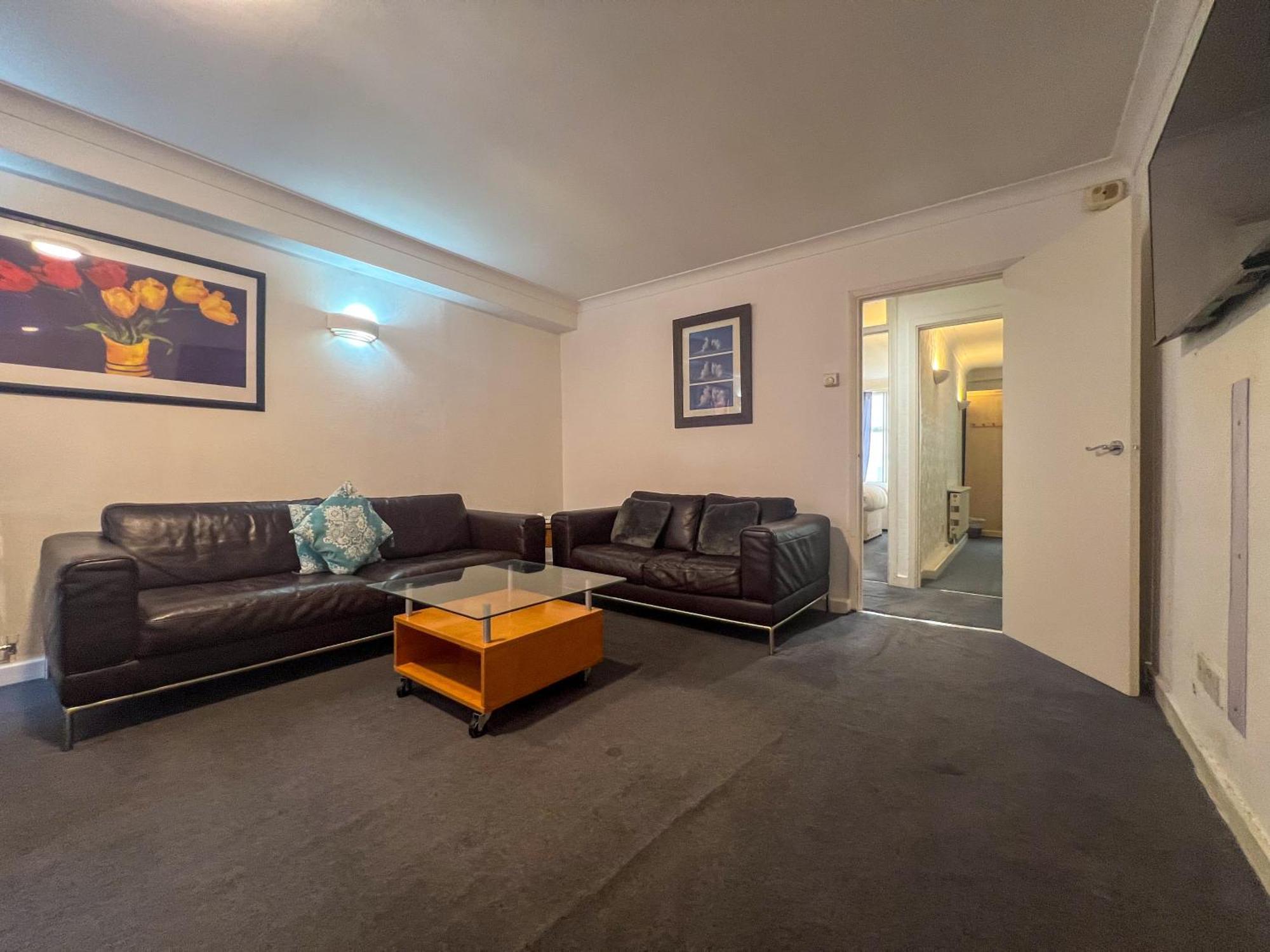 Collection In Prestigious Mayfair Location * Londres