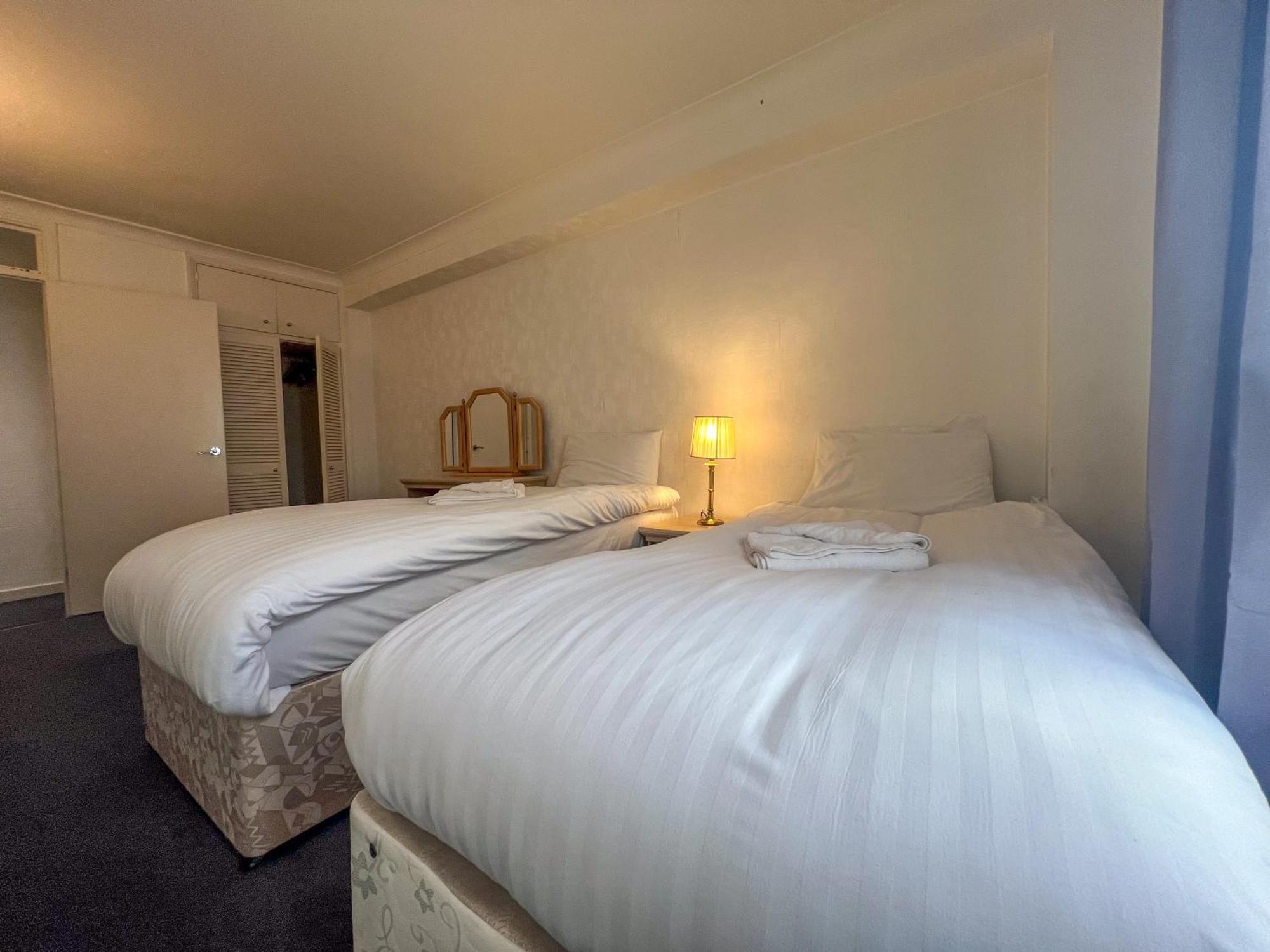Collection In Prestigious Mayfair Location * Londres