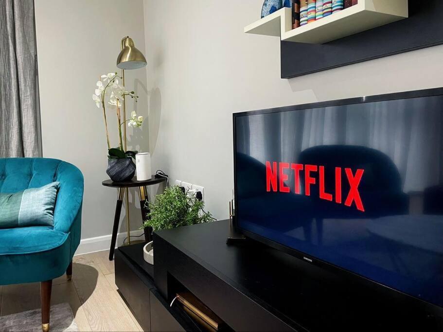 Spacious Modern 3 Bed In Bridge With Netflix And Free Carpark Appartement *