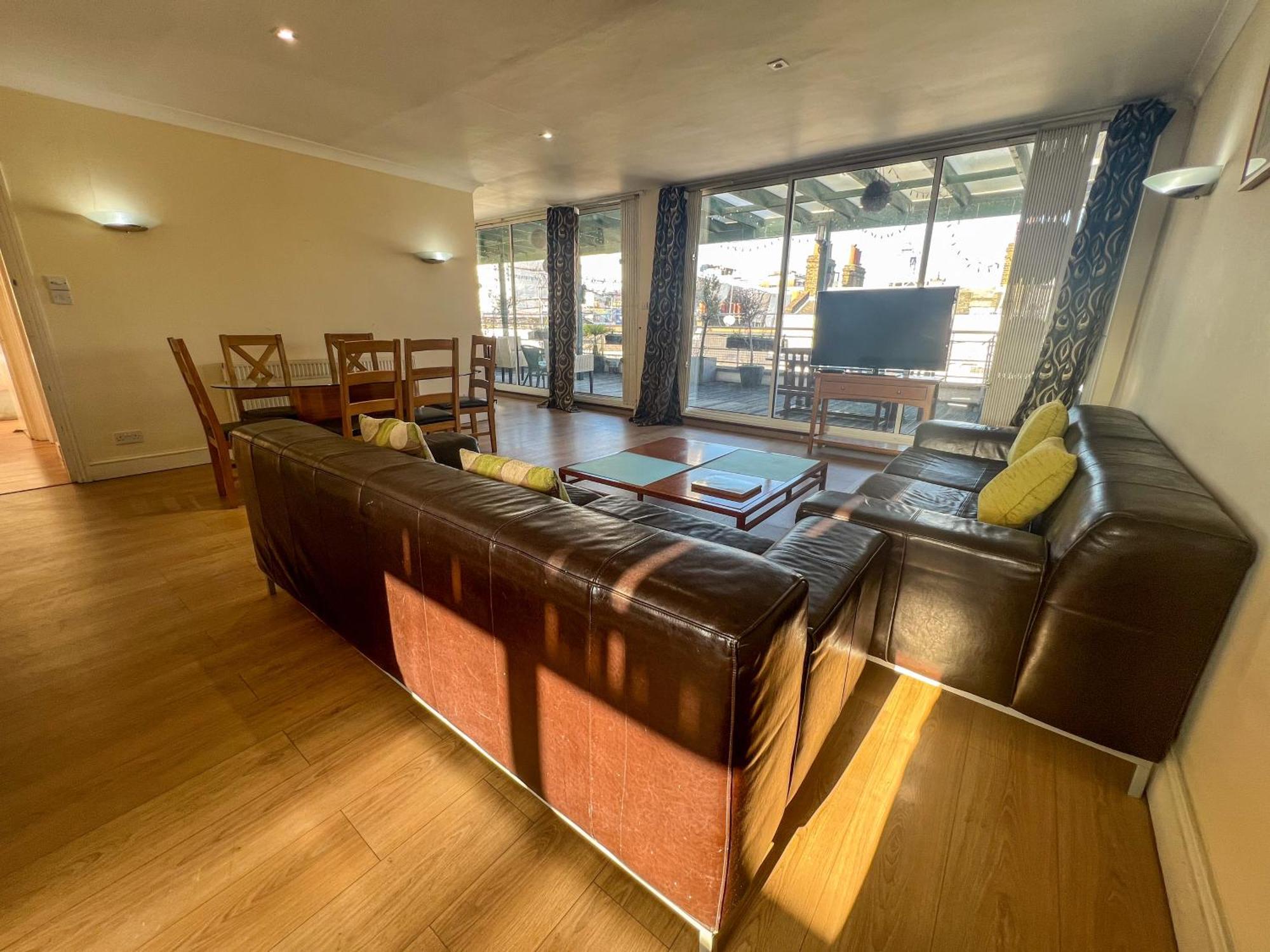 Collection In Prestigious Mayfair Location *