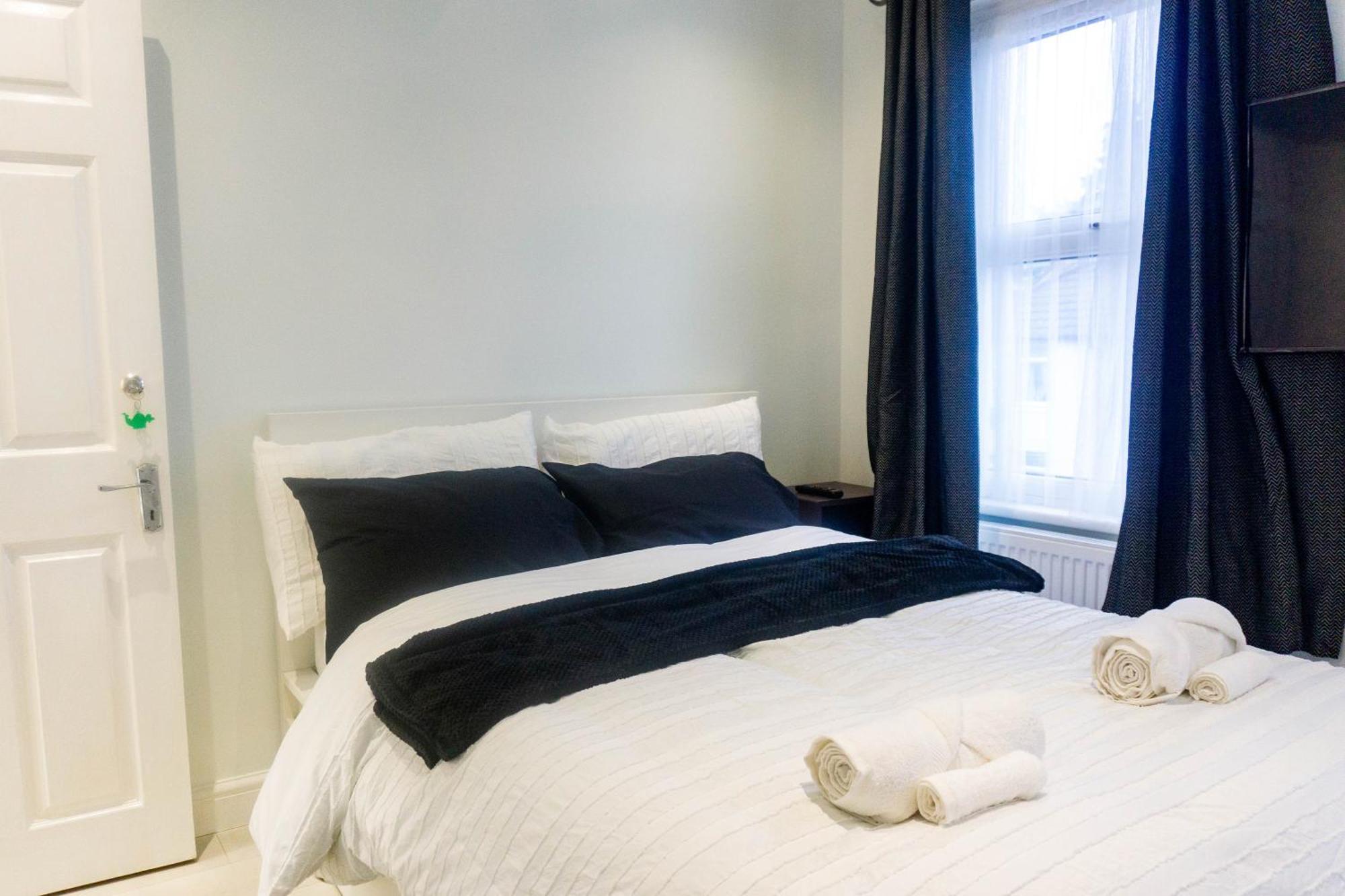 Apartamento Modern, Cozy 3-bed House In Perfect For Families, Contractors And Groups!