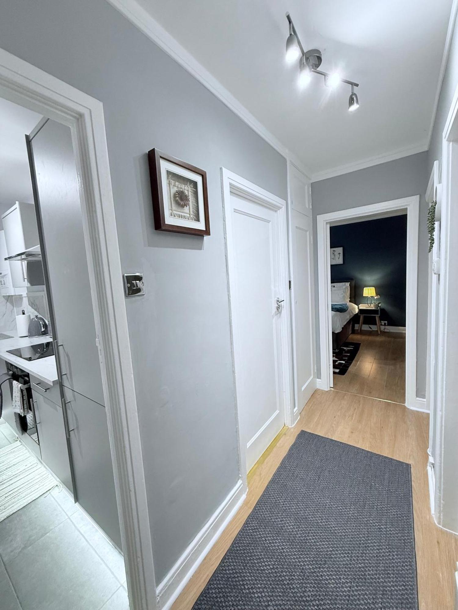 Staylondon - Sleeps 6 With Free Parking - Tourist, Concerts & Matches Londen