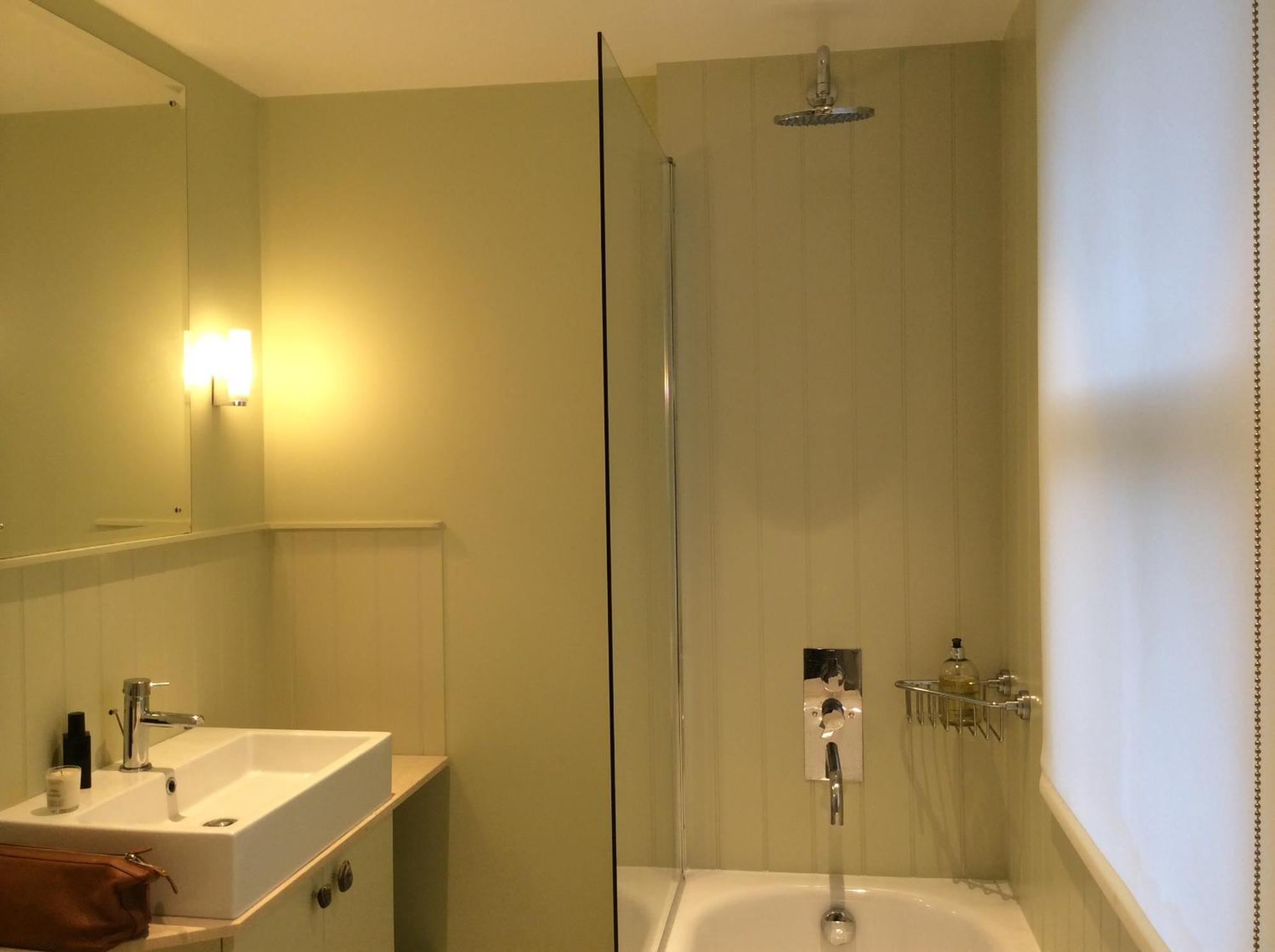 Couette-café Ensuite Roof Terrace Nr Nine Elms Londres