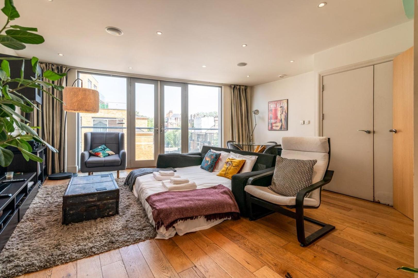 Apartamento Bright & Spacious Battersea Flat *