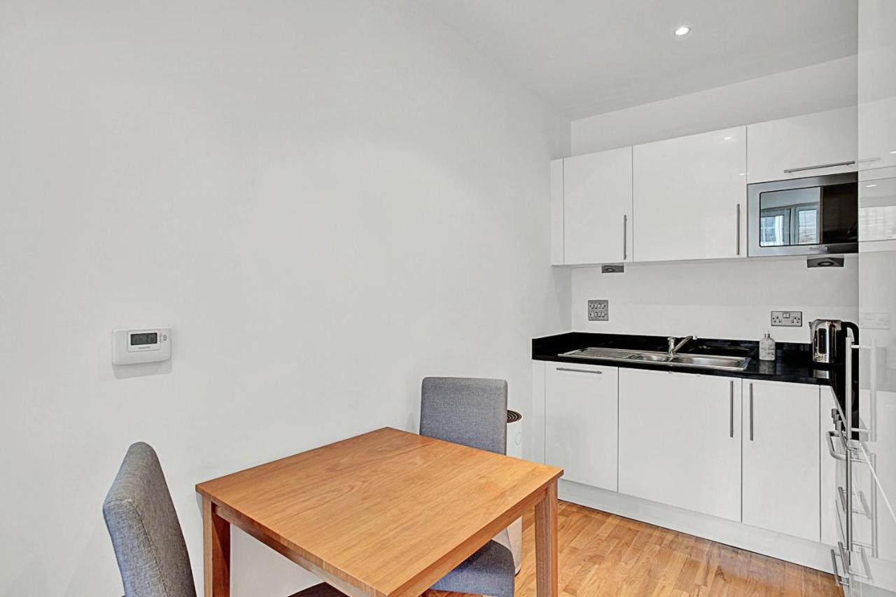 Urban Retreat Stylish 1-bed Bliss Appartement