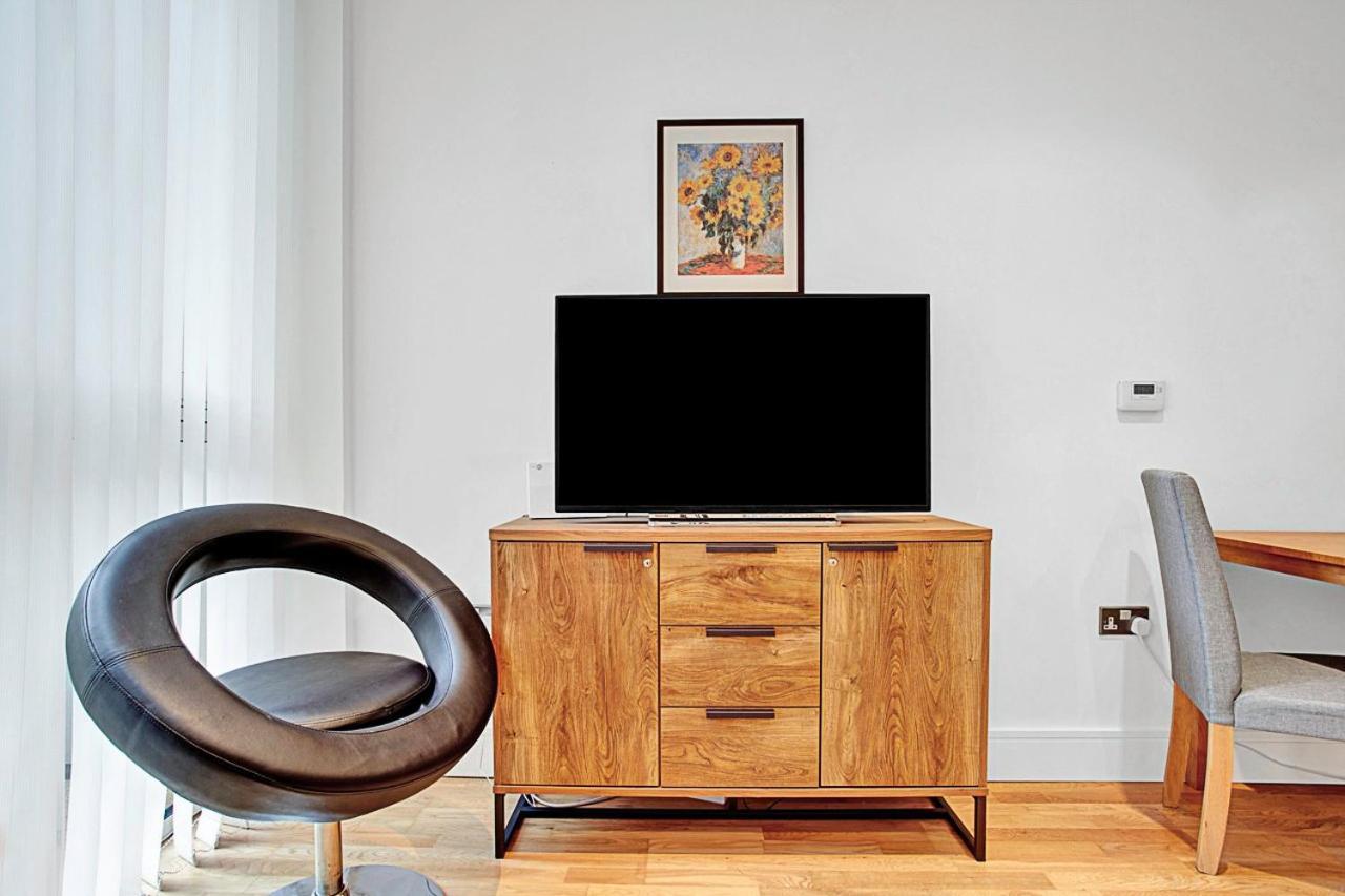 Urban Retreat Stylish 1-bed Bliss Appartement *