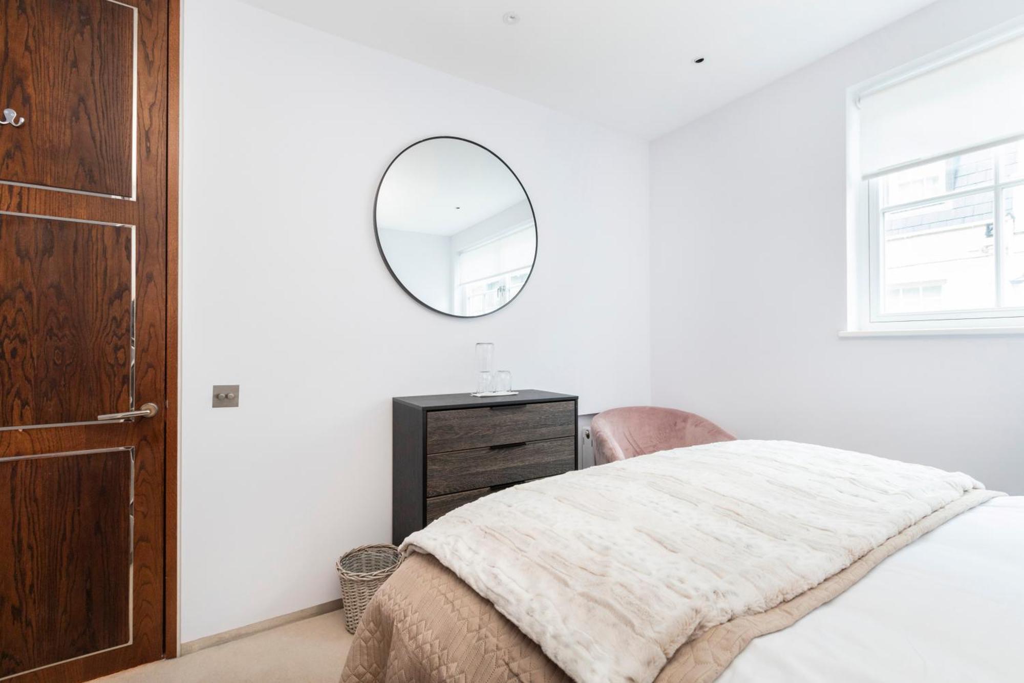 Gorgeous 3 Bed House In Paddington Hébergement de vacances Londres