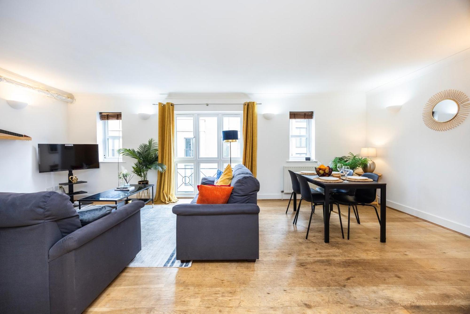 Cozy Haven - Bright 2br Apartment, Next To Major Station Appartement Londres