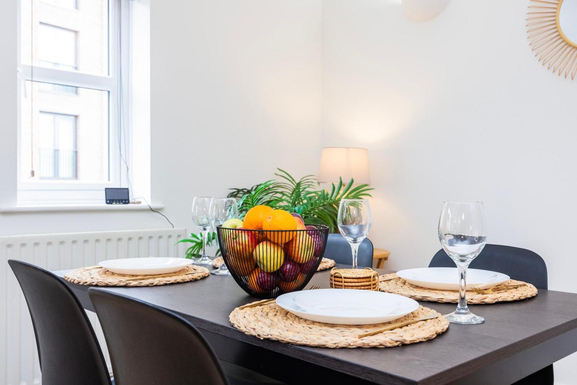 Appartement Cozy Haven - Bright 2br Apartment, Next To Major Station Londres