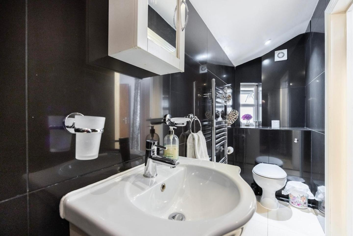 Three Bedroom 3 Bathroom In Kensington Londres