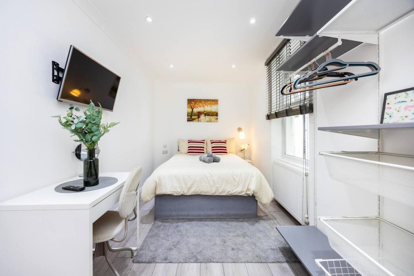 Three Bedroom 3 Bathroom In Kensington Londres