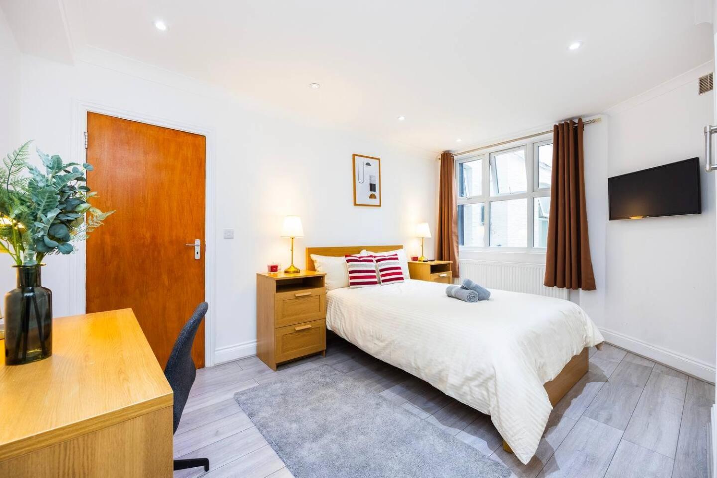 Appartement Three Bedroom 3 Bathroom In Kensington Londres