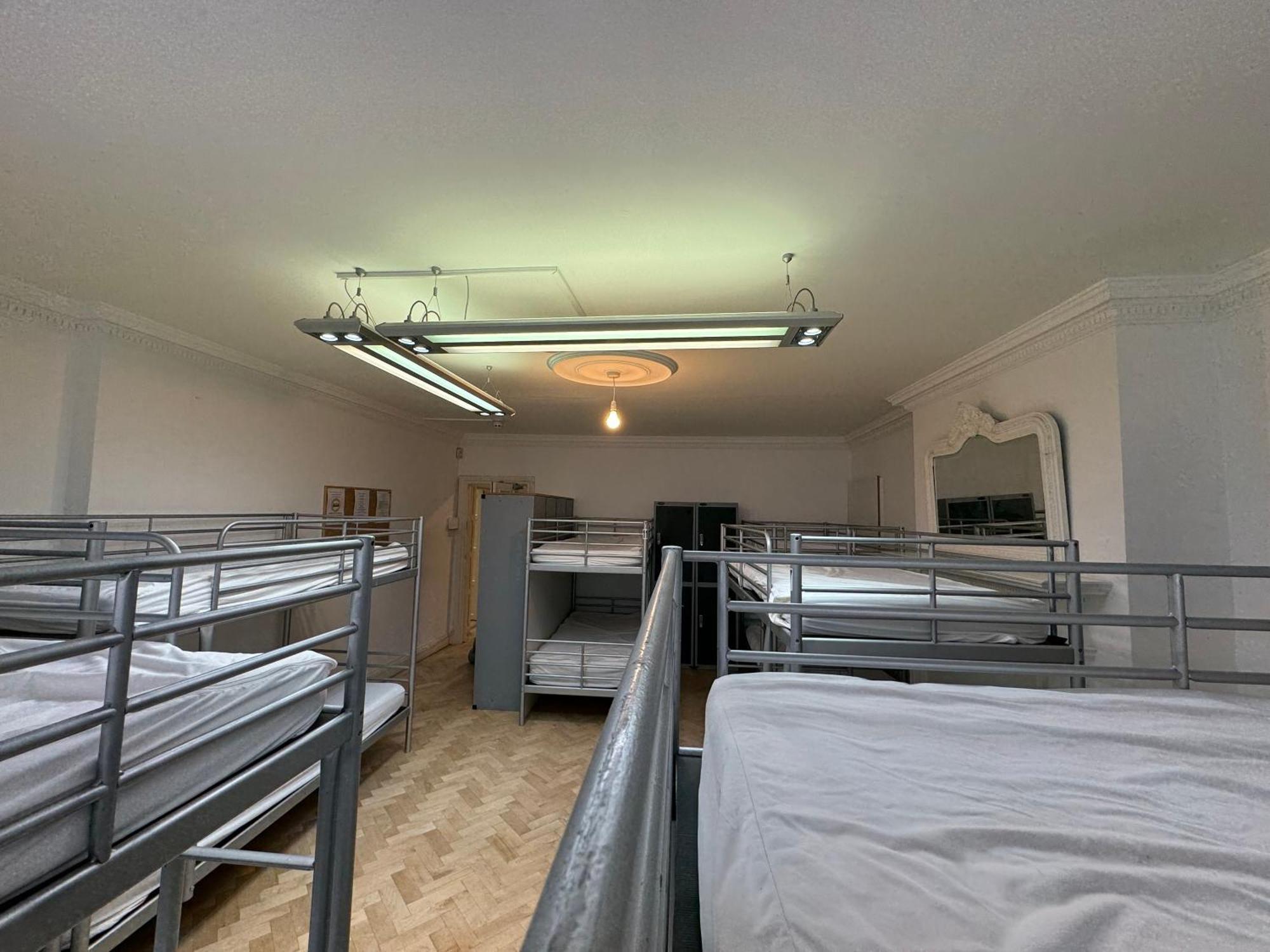 365 Albergue