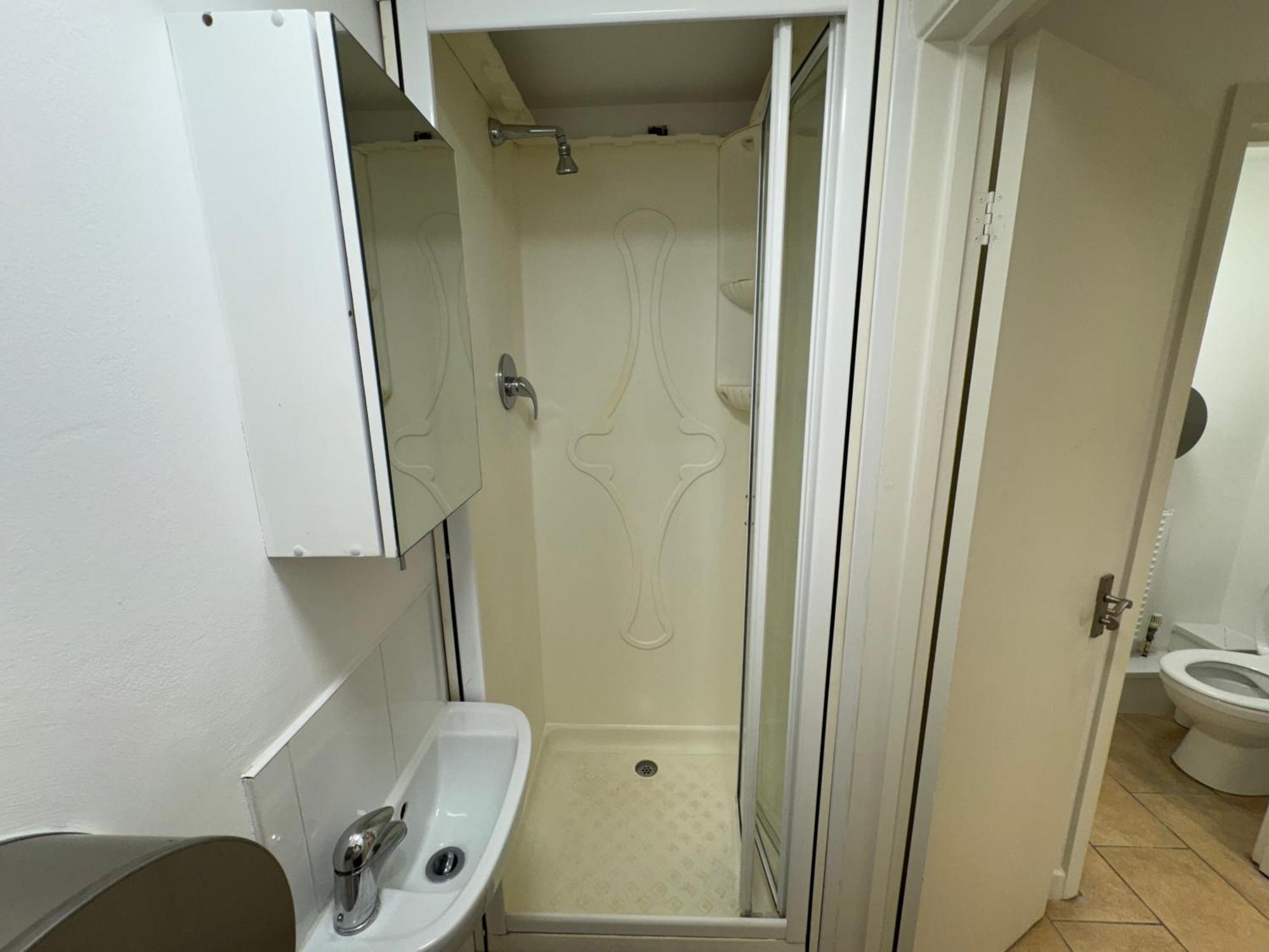 Albergue 365 *