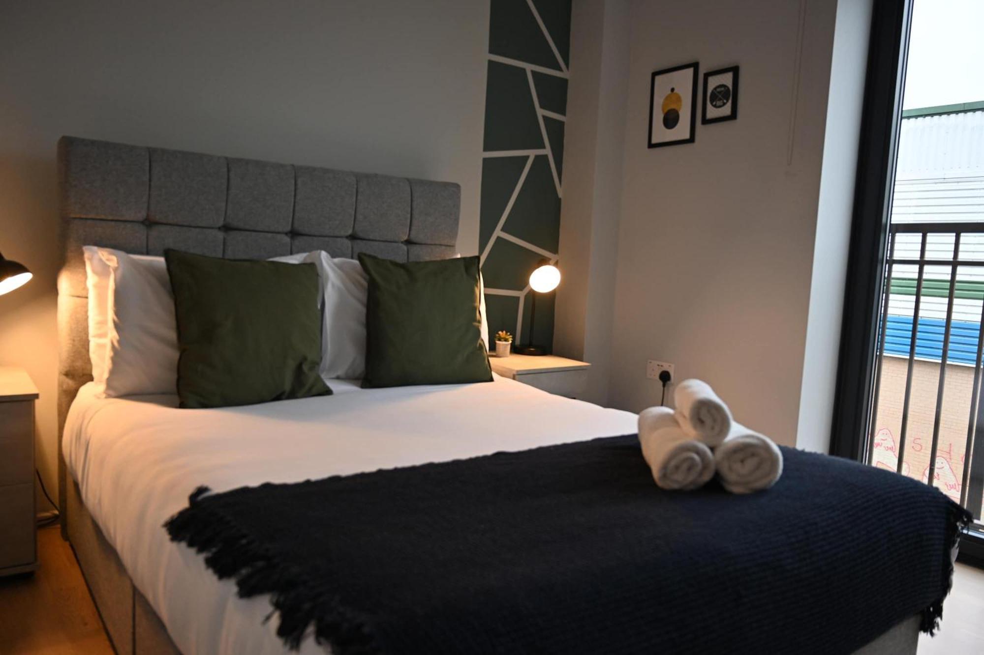 Appartement Elegant 2-bed In The Heart Of *