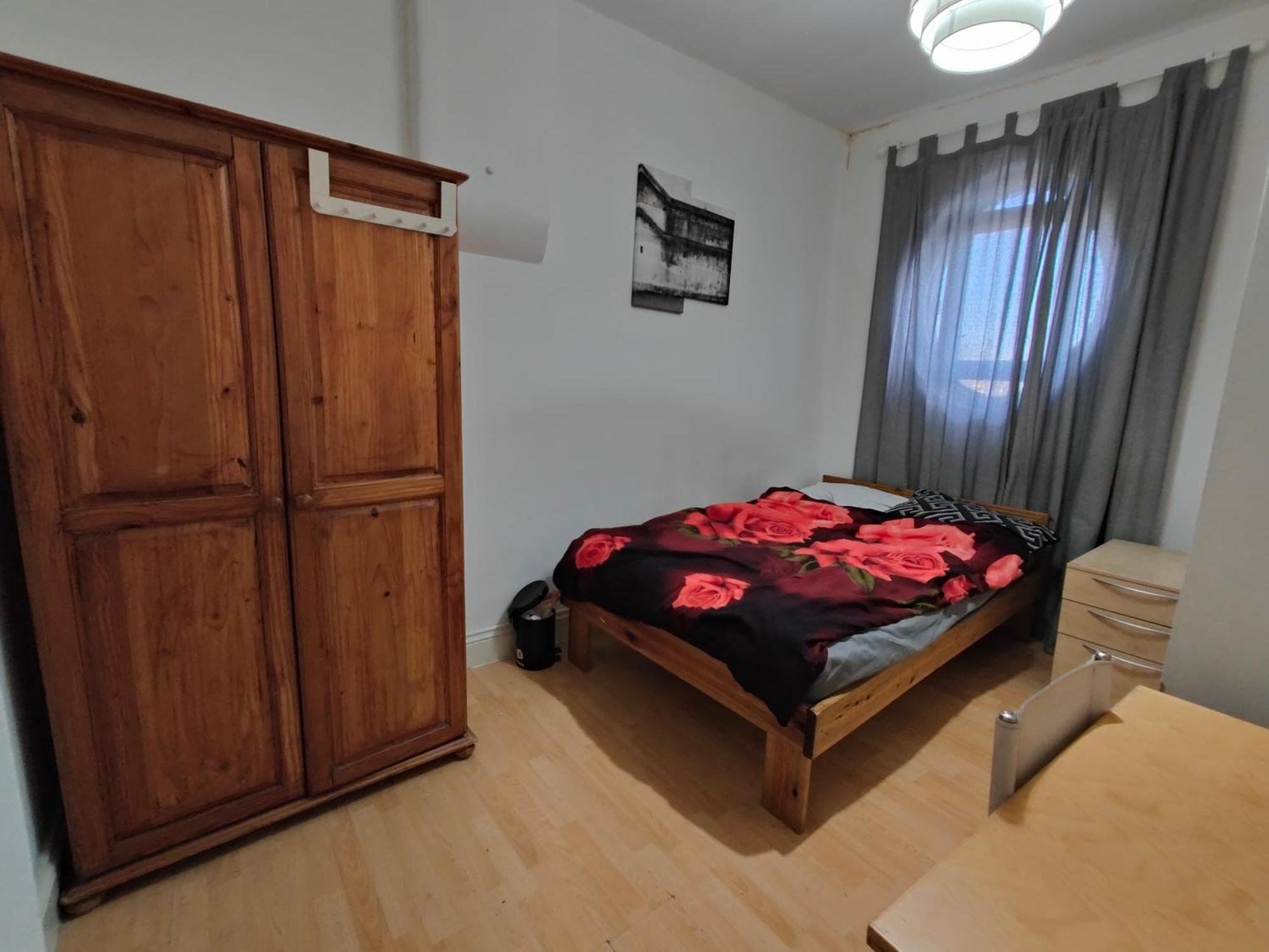 Large House In London's Trendiest Area London