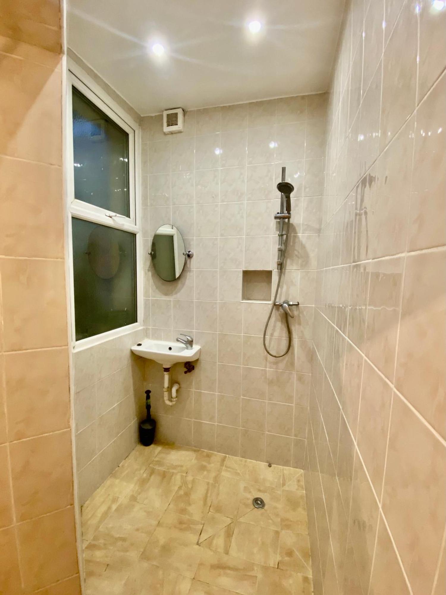 Spacious In Earls Court Appartement Londen