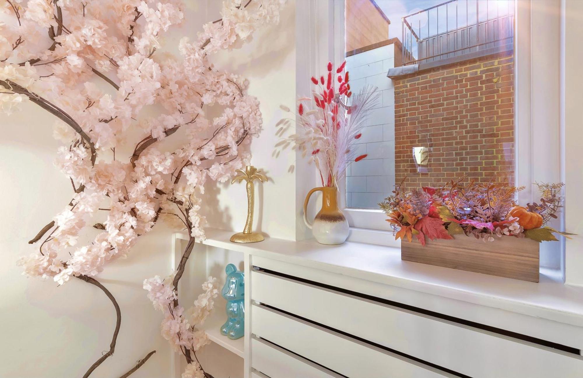 Iconic With Terrace Over Harrods Appartement