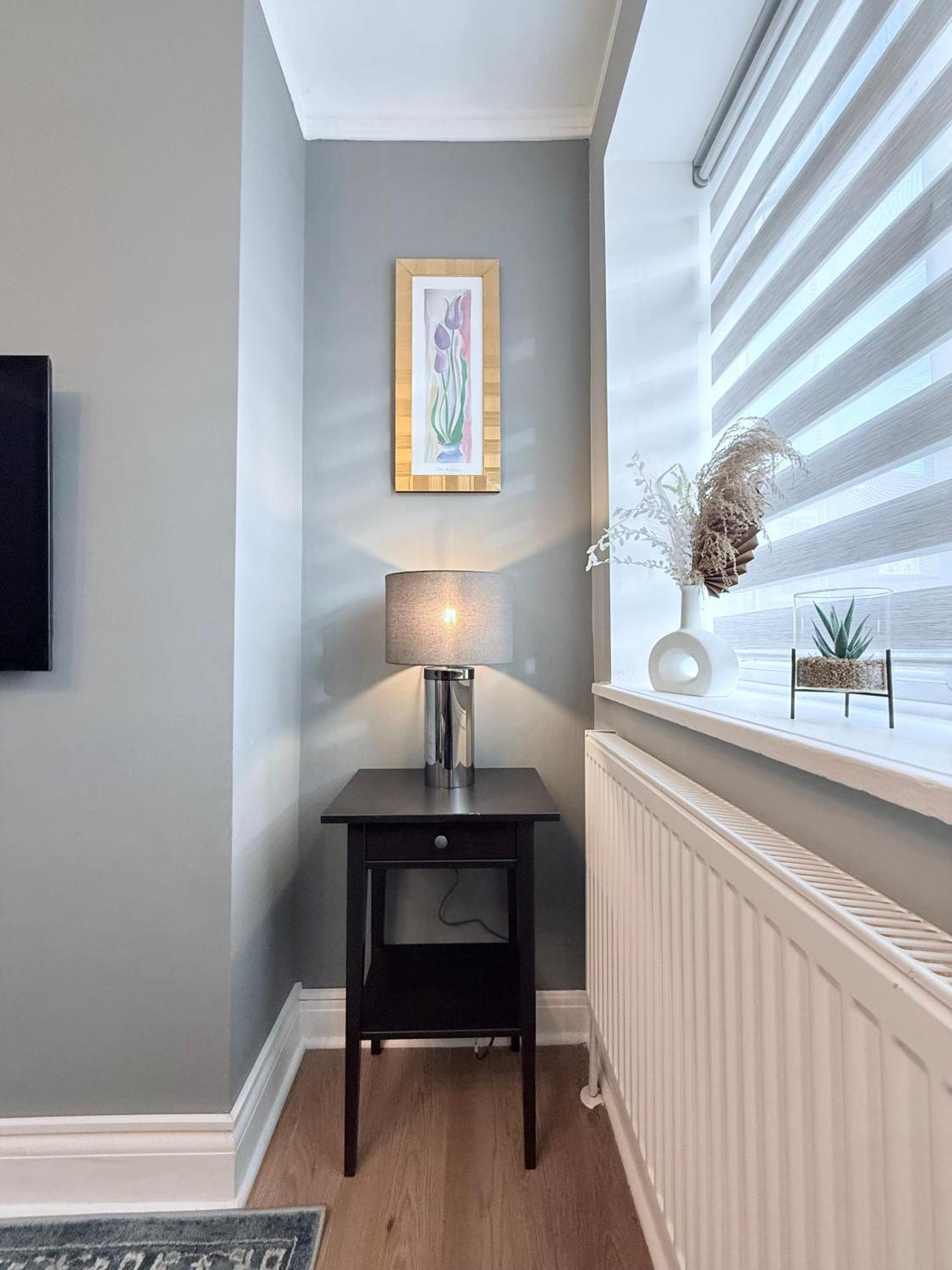 Staylondon - Sleeps 6 With Free Parking - Tourist, Concerts & Matches Appartement Londen