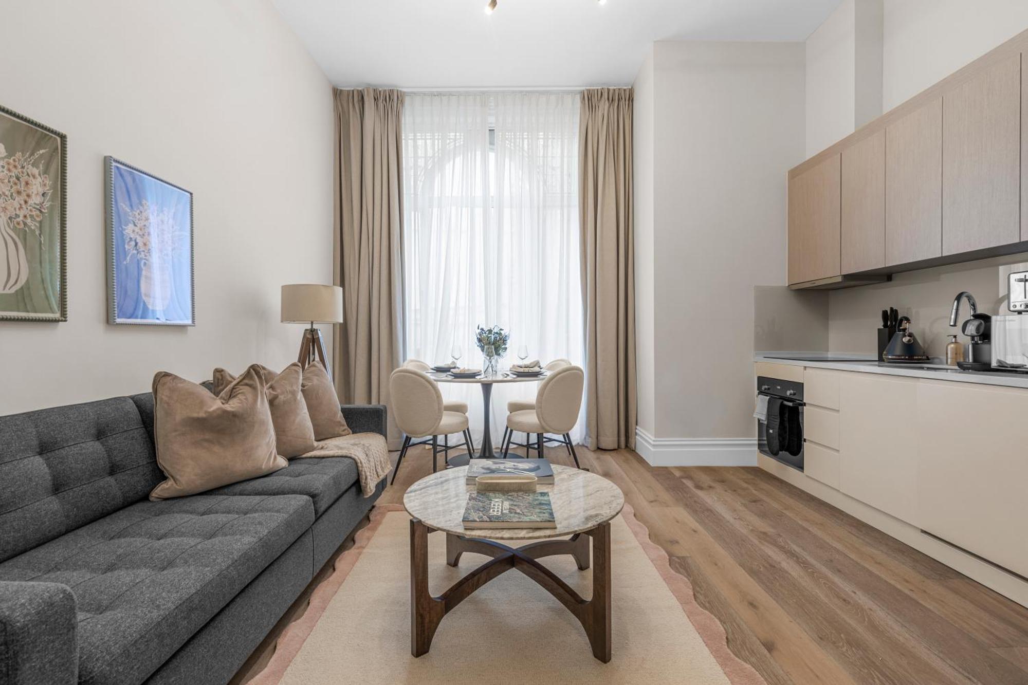 Chic 2-bed In Prime Appartement