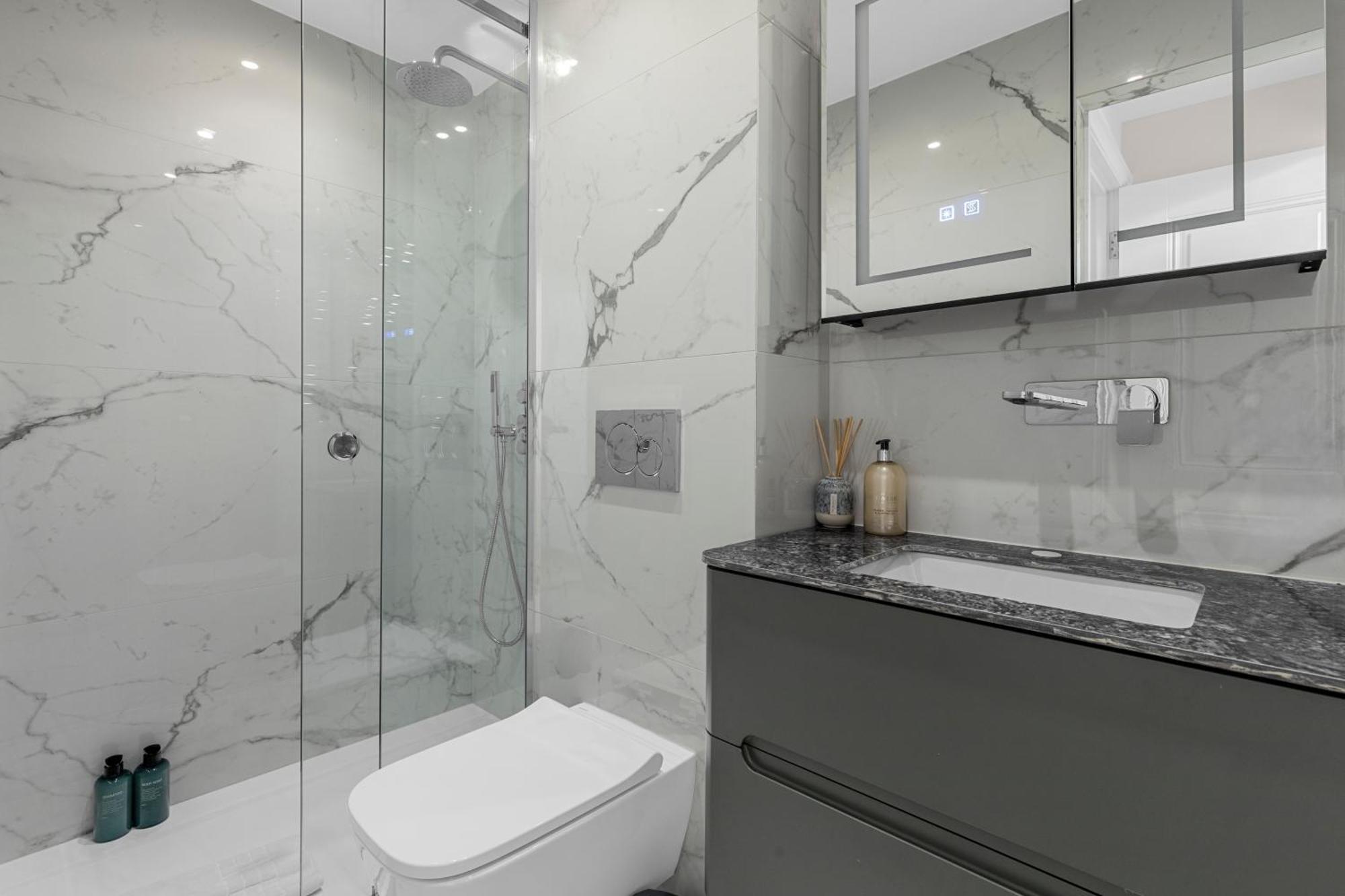 Appartement Chic 2-bed In Prime Londres