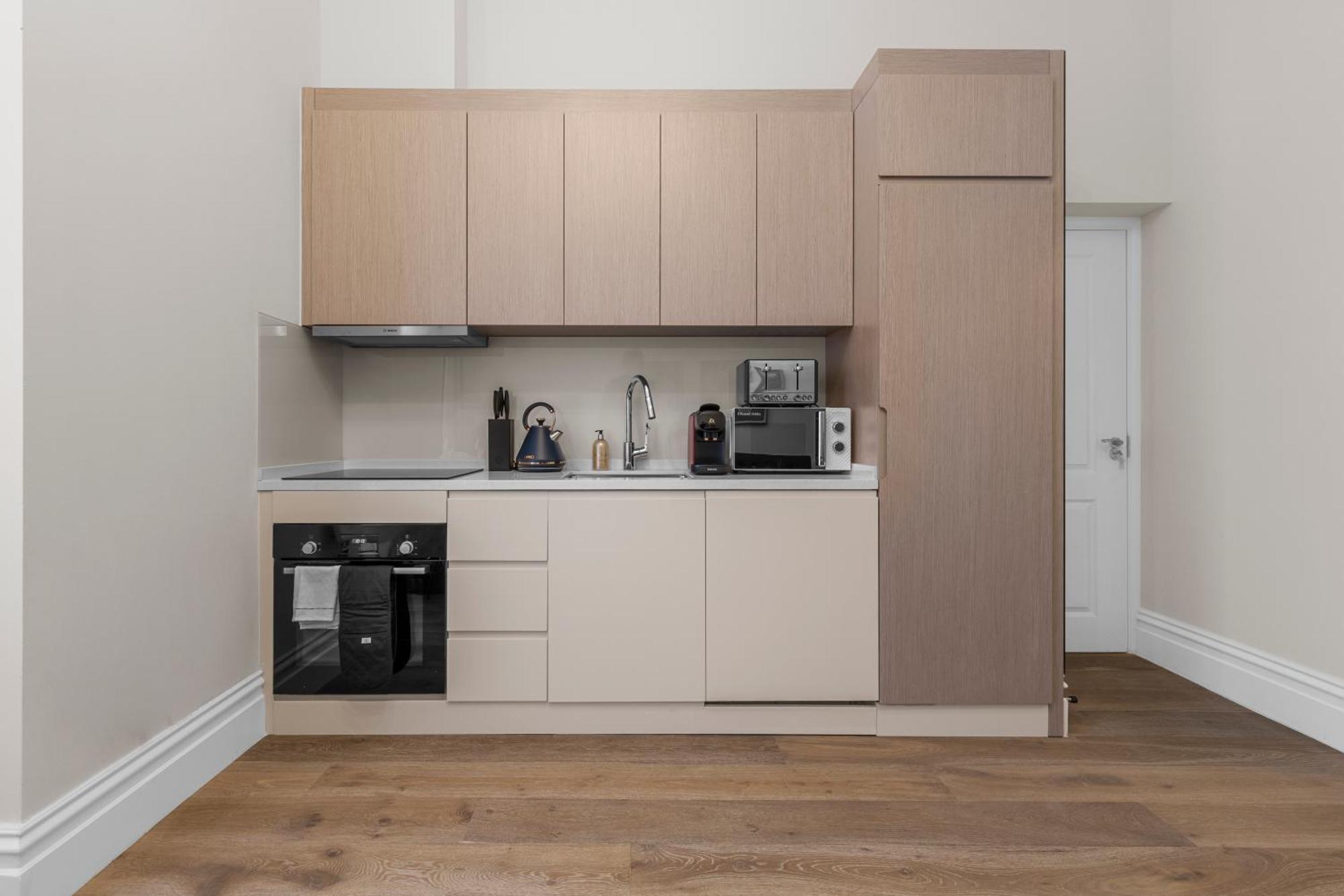 Chic 2-bed In Prime Appartement