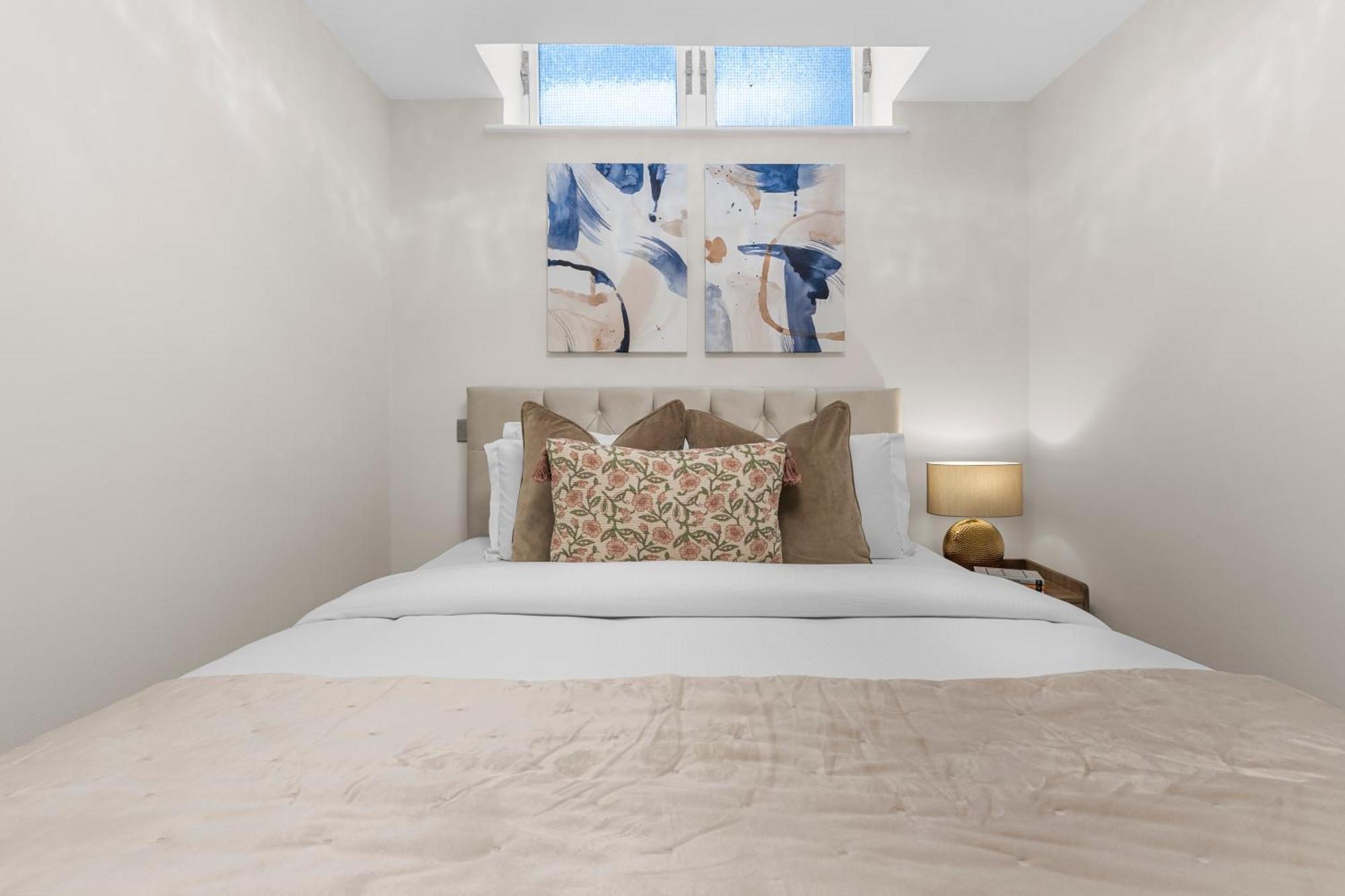 Chic 2-bed In Prime Londres