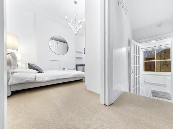 Apartment Portobello Large Snug London