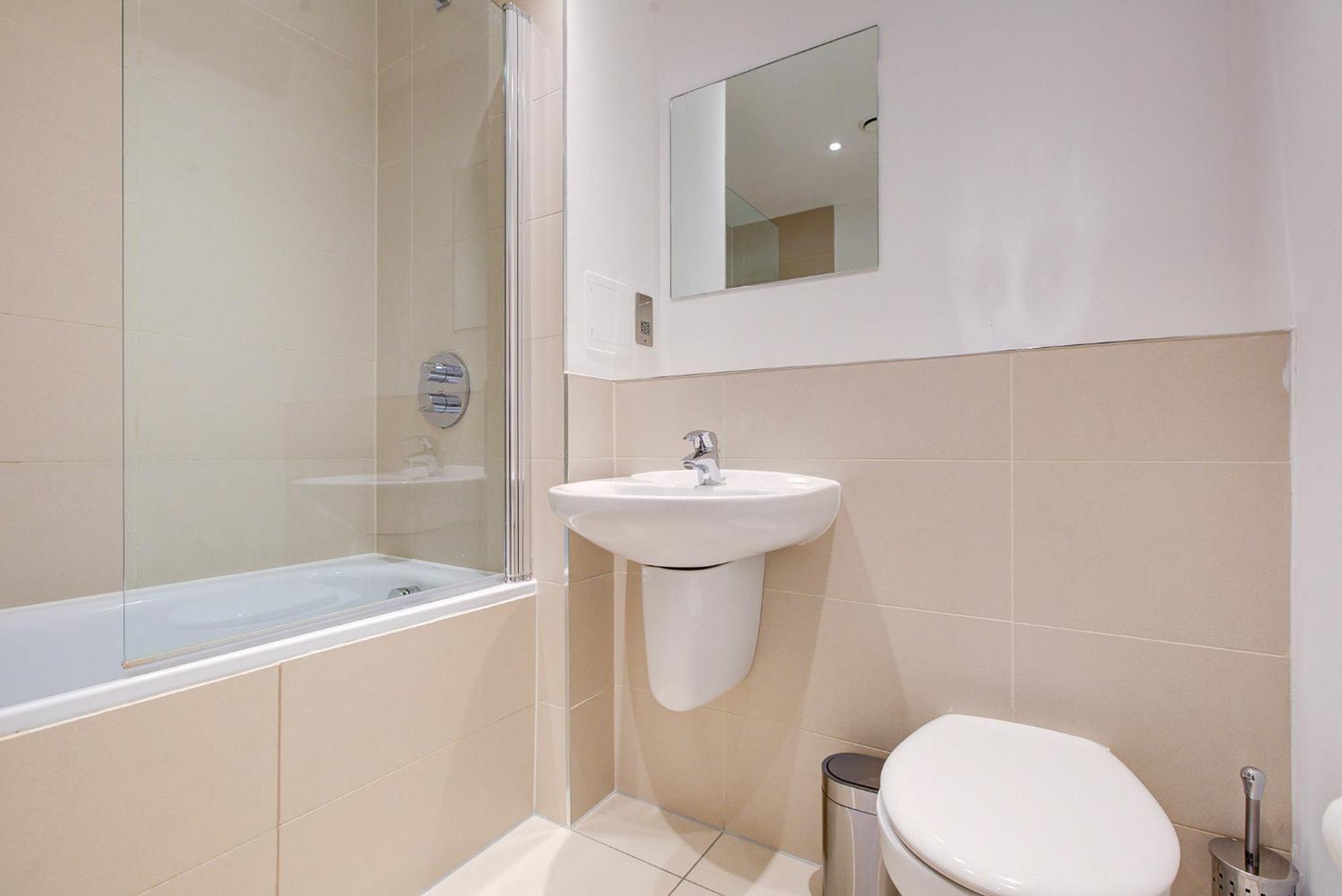 Hybrid Resi - London, Greenwich Near O2 Arena *