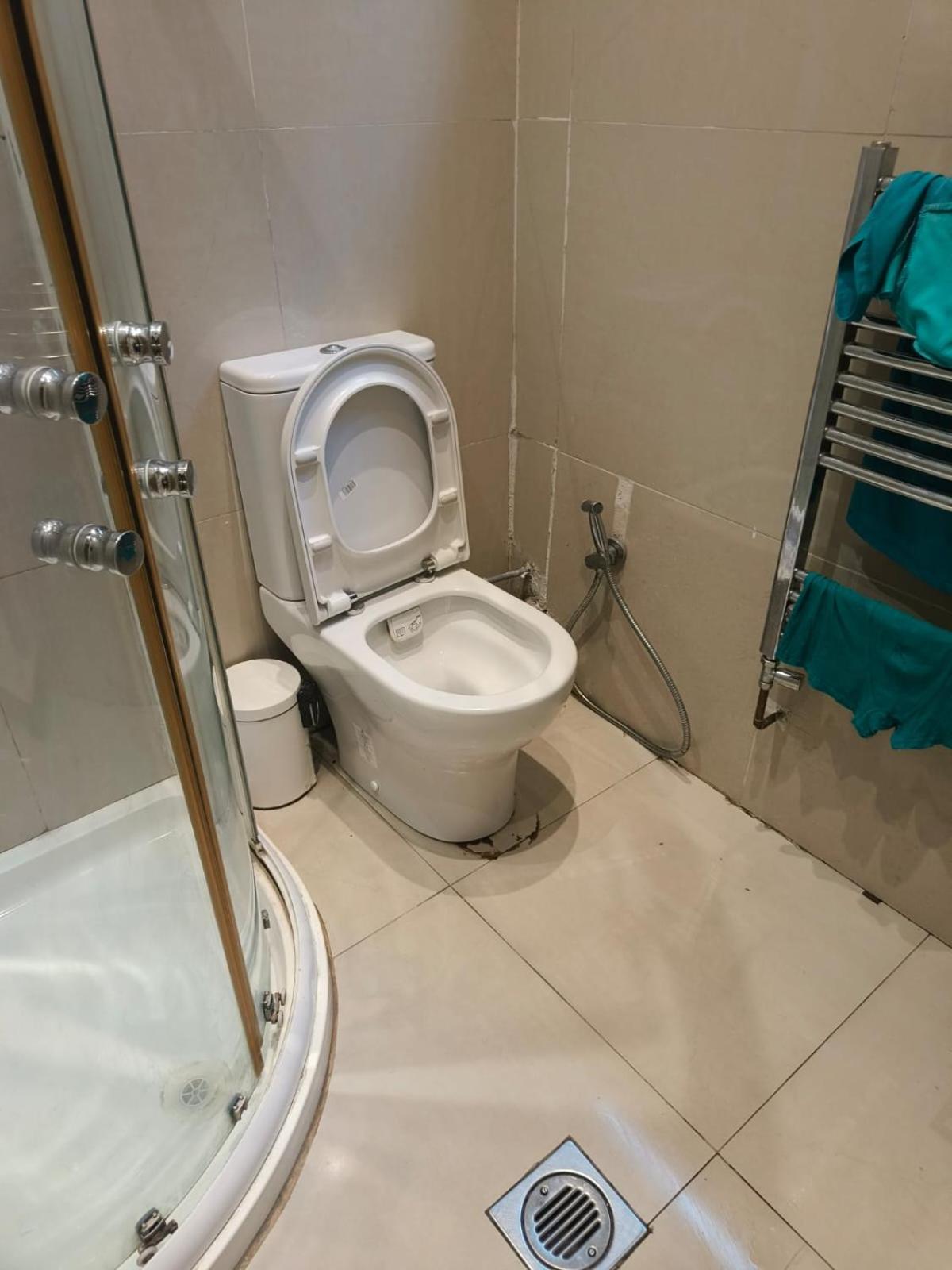 Private Direct Travel Heathrow & Ldn Maison d'hôtes *