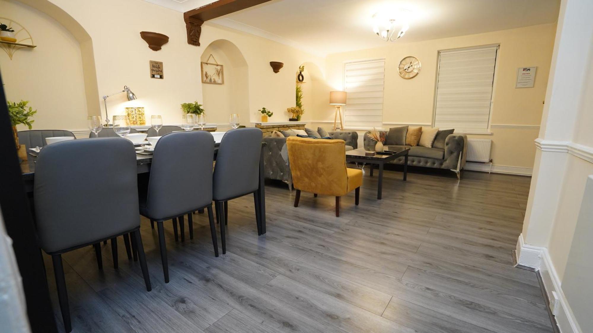 Hébergement de vacances 3 Bedroom House Canary Wharf Free Parking Free Wifi All Over Uk