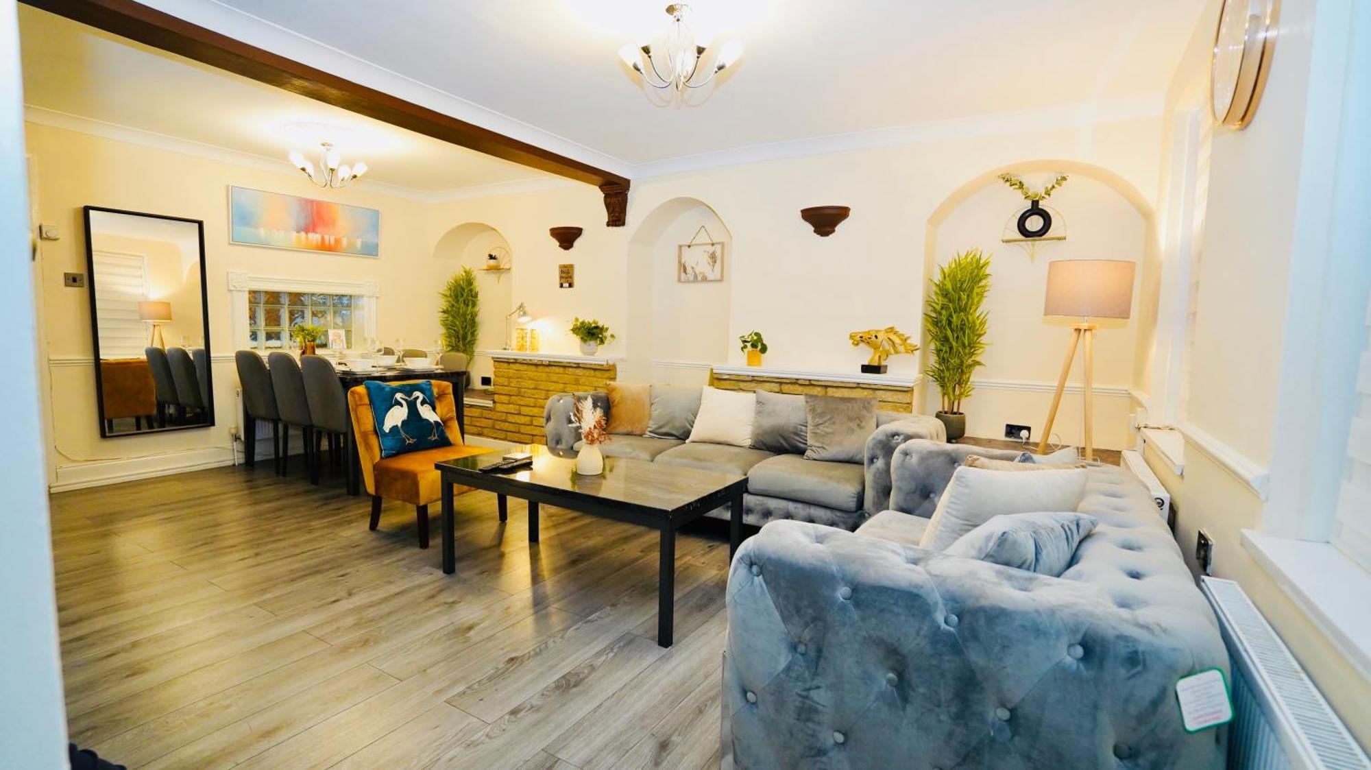 3 Bedroom House Canary Wharf Free Parking Free Wifi All Over Uk Hébergement de vacances Londres