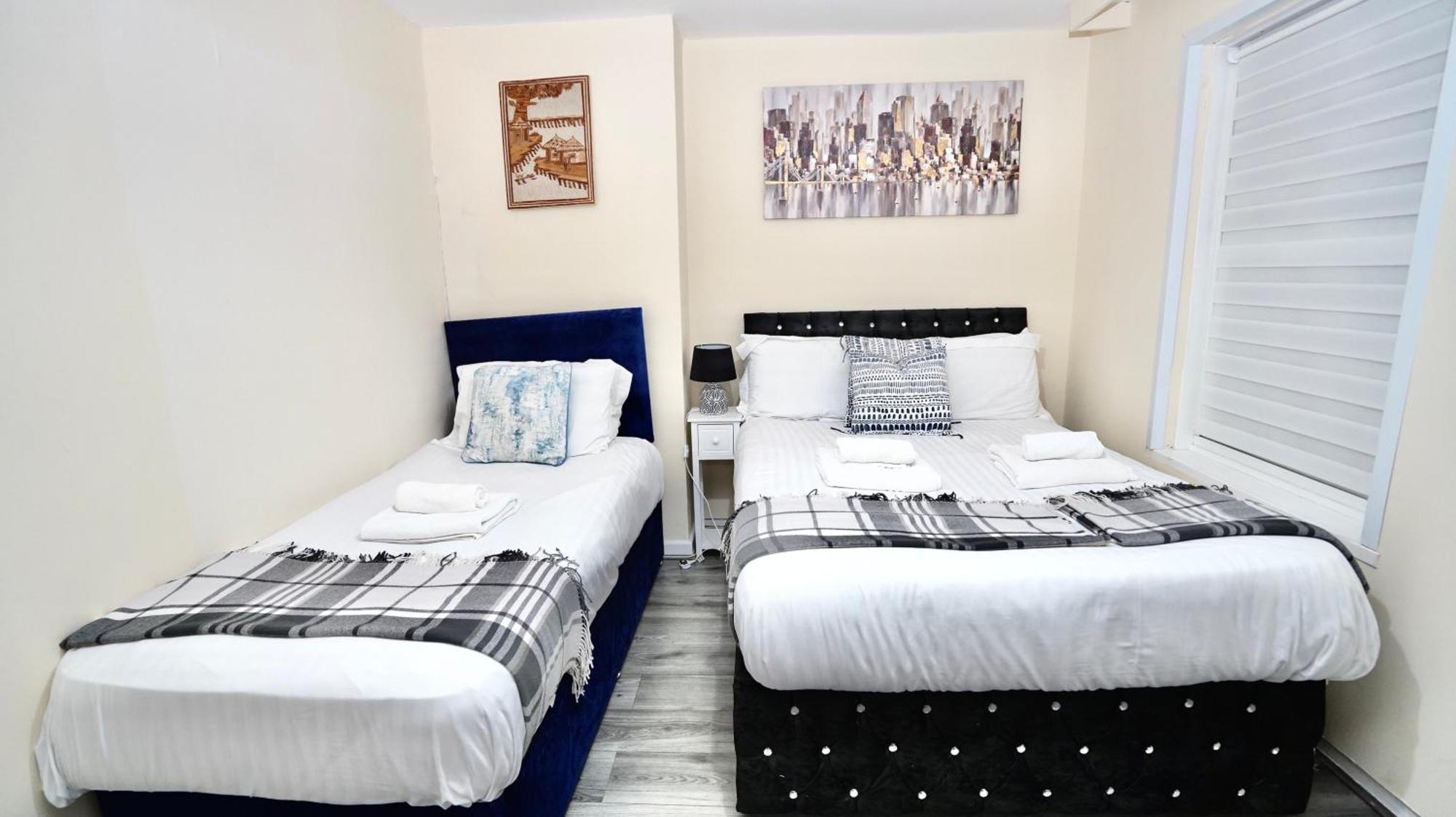 Hébergement de vacances 3 Bedroom House Canary Wharf Free Parking Free Wifi All Over Uk Londres