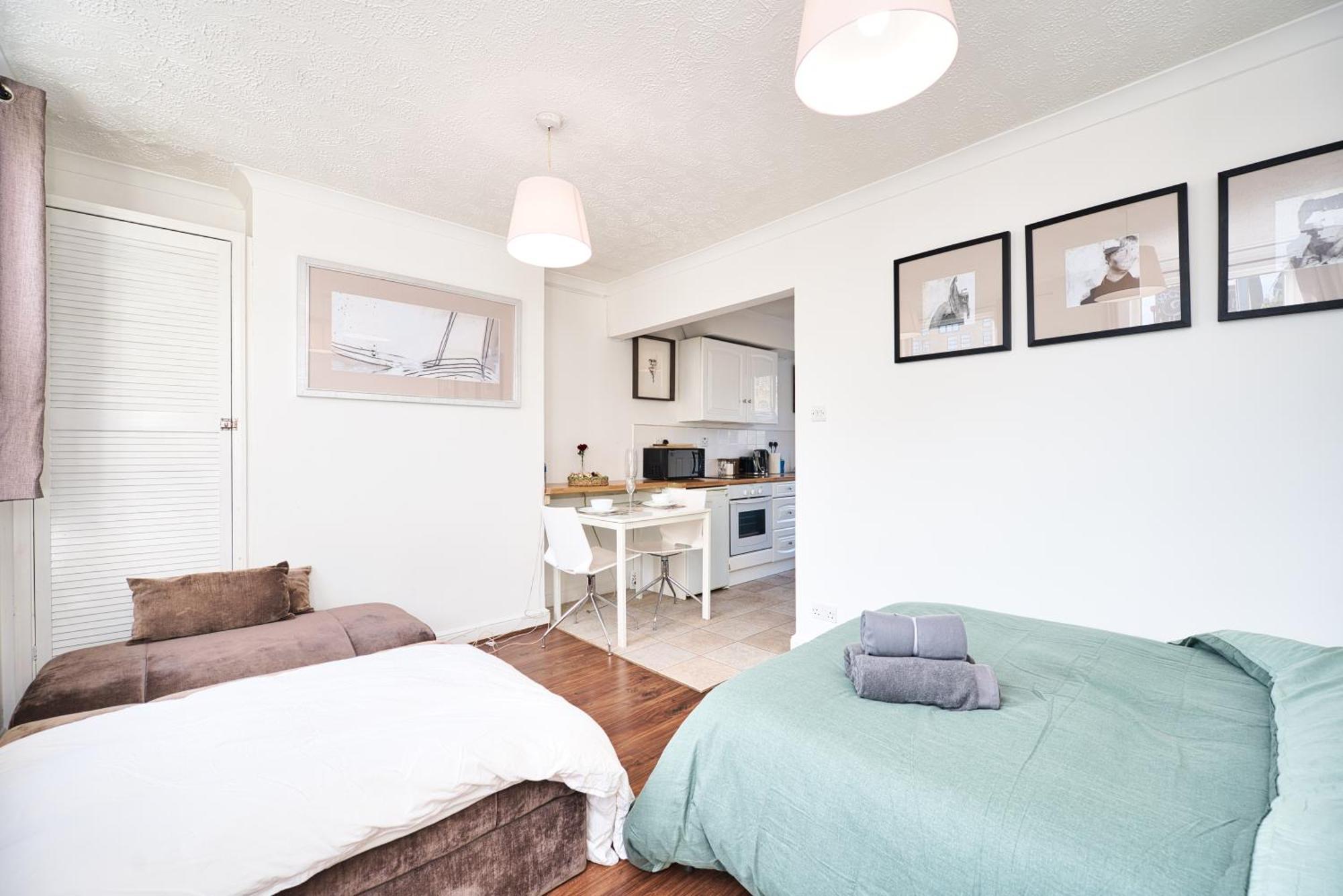 Hackney Road, E2 - For 3 * Londres