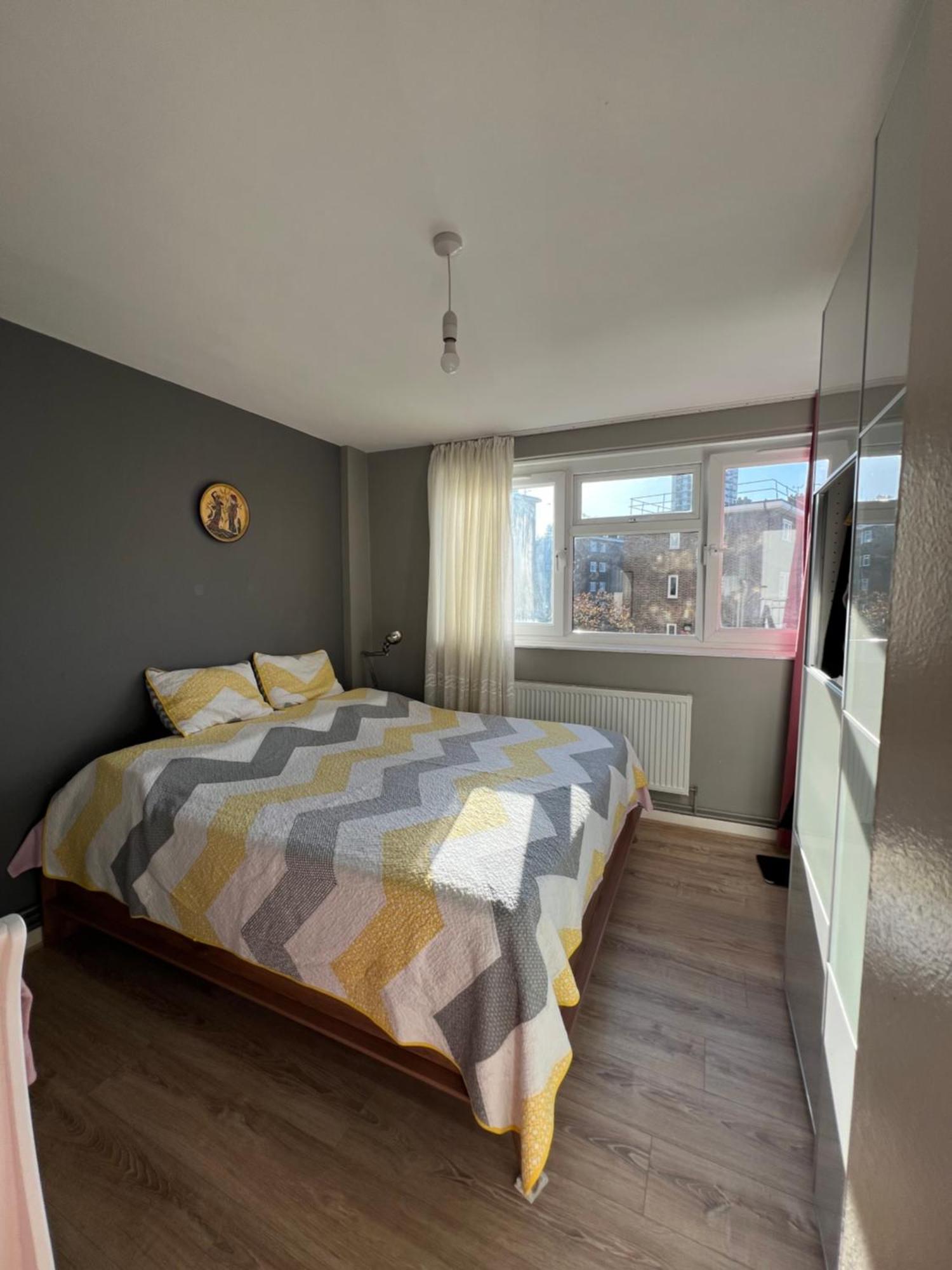 One Bed Flat In Centre Of London *