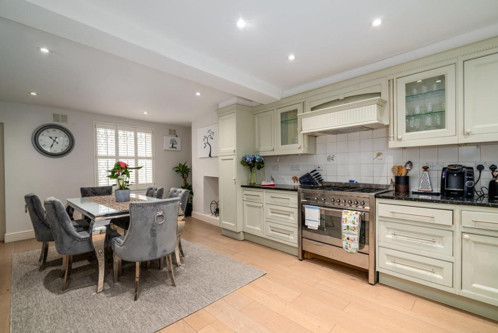 Hébergement de vacances Guestready - Family With Garden For 6 Londres
