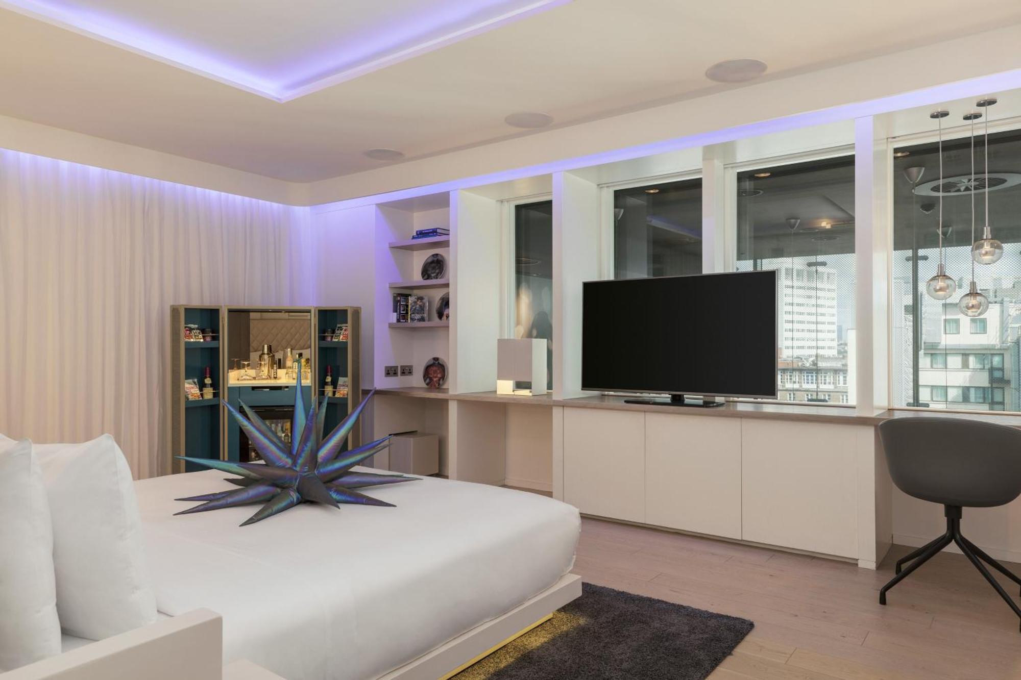 W Hotel Londres