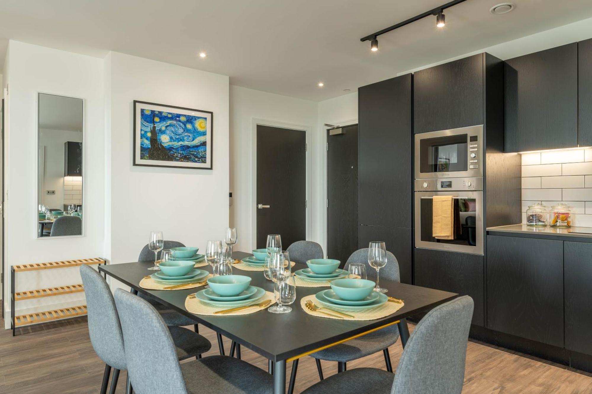 Mitre Picasso By Artsy Appartement