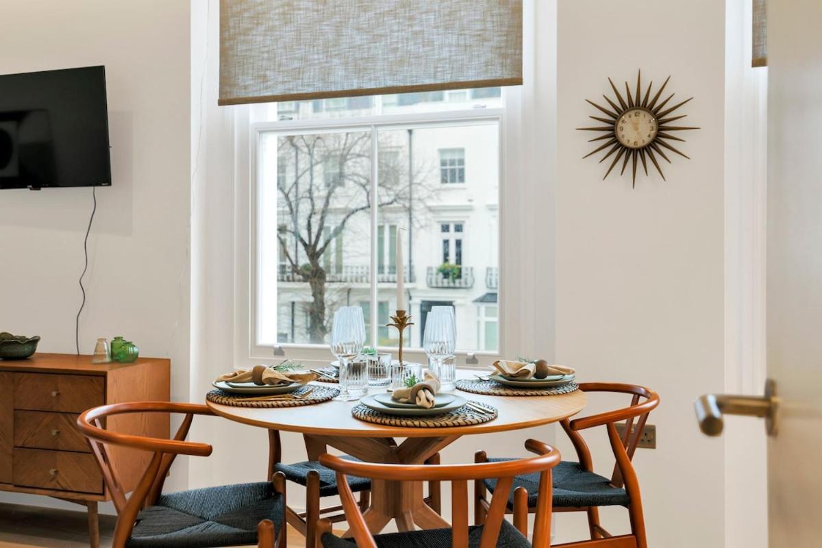 New In Kensington -2 Bedrooms 2 Baths Appartement