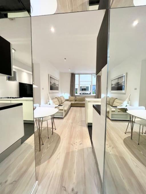 Stunning 4 Bed Flat Near Notting Hill And Hyde Park * Londres