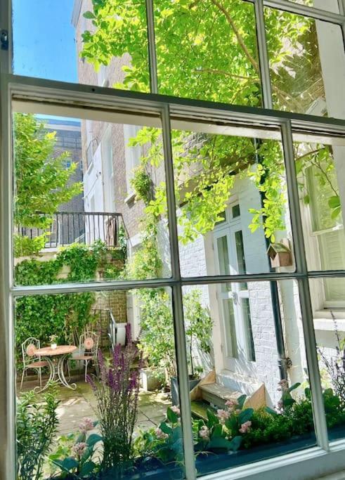 Stunning 4 Bed Flat Near Notting Hill And Hyde Park *