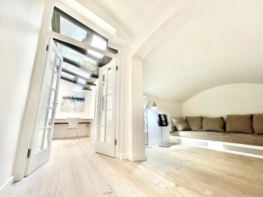 Stunning 4 Bed Flat Near Notting Hill And Hyde Park Appartement *